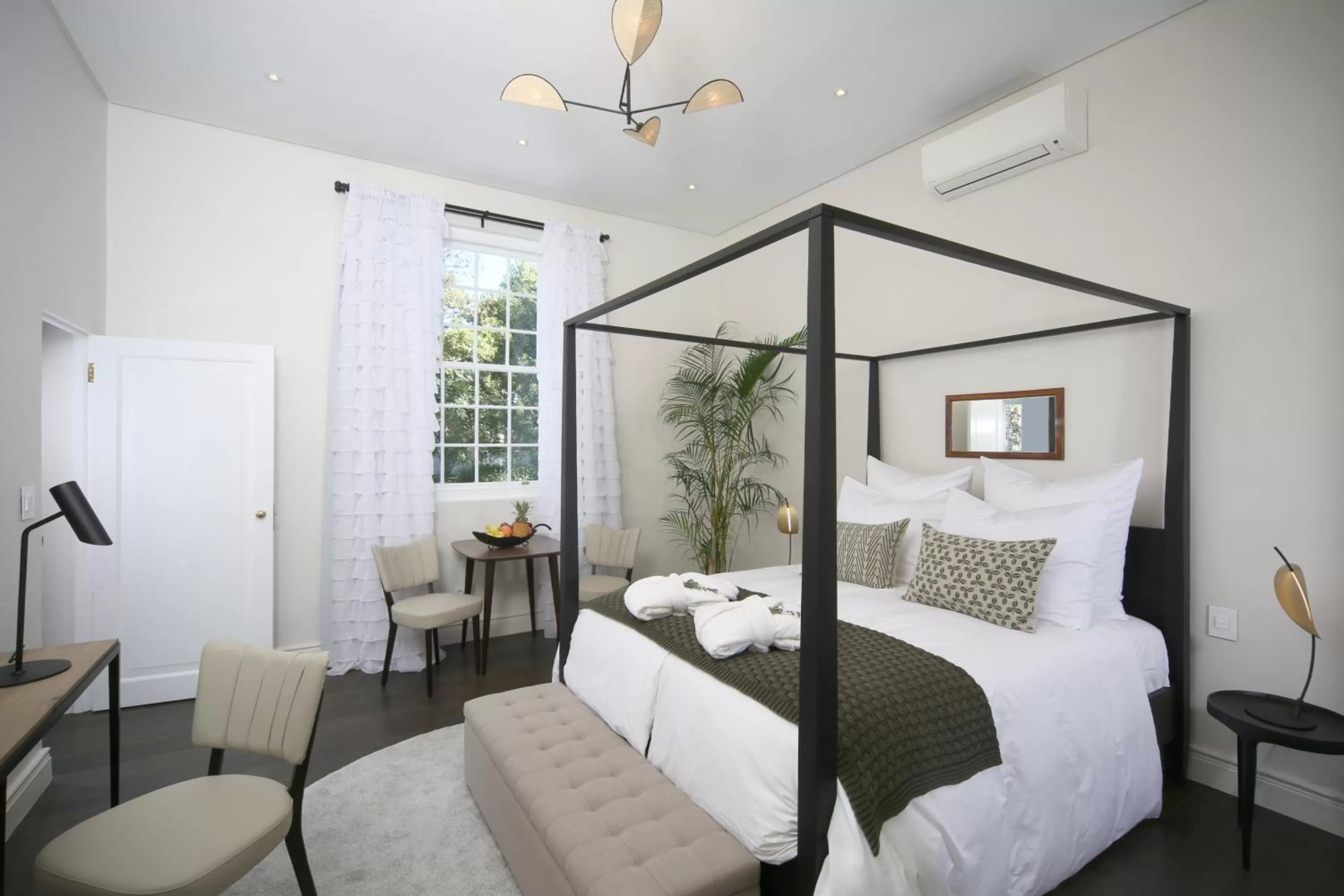 Bed in Adara Palmiet Valley Luxurious Boutique Farm Hotel