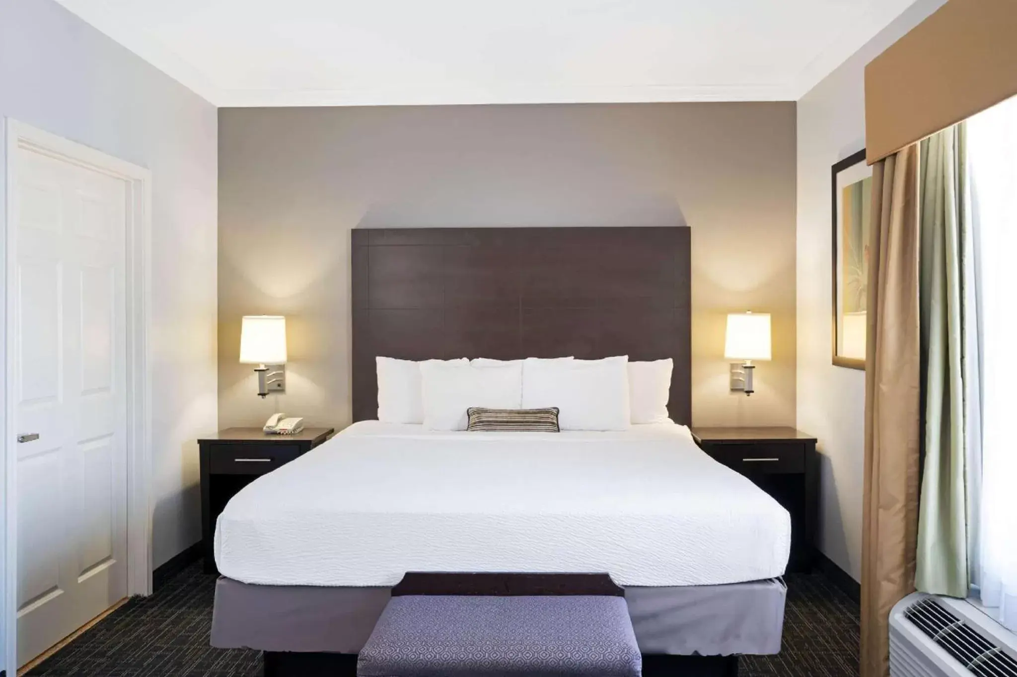 Bed in La Quinta by Wyndham Houston - Westchase