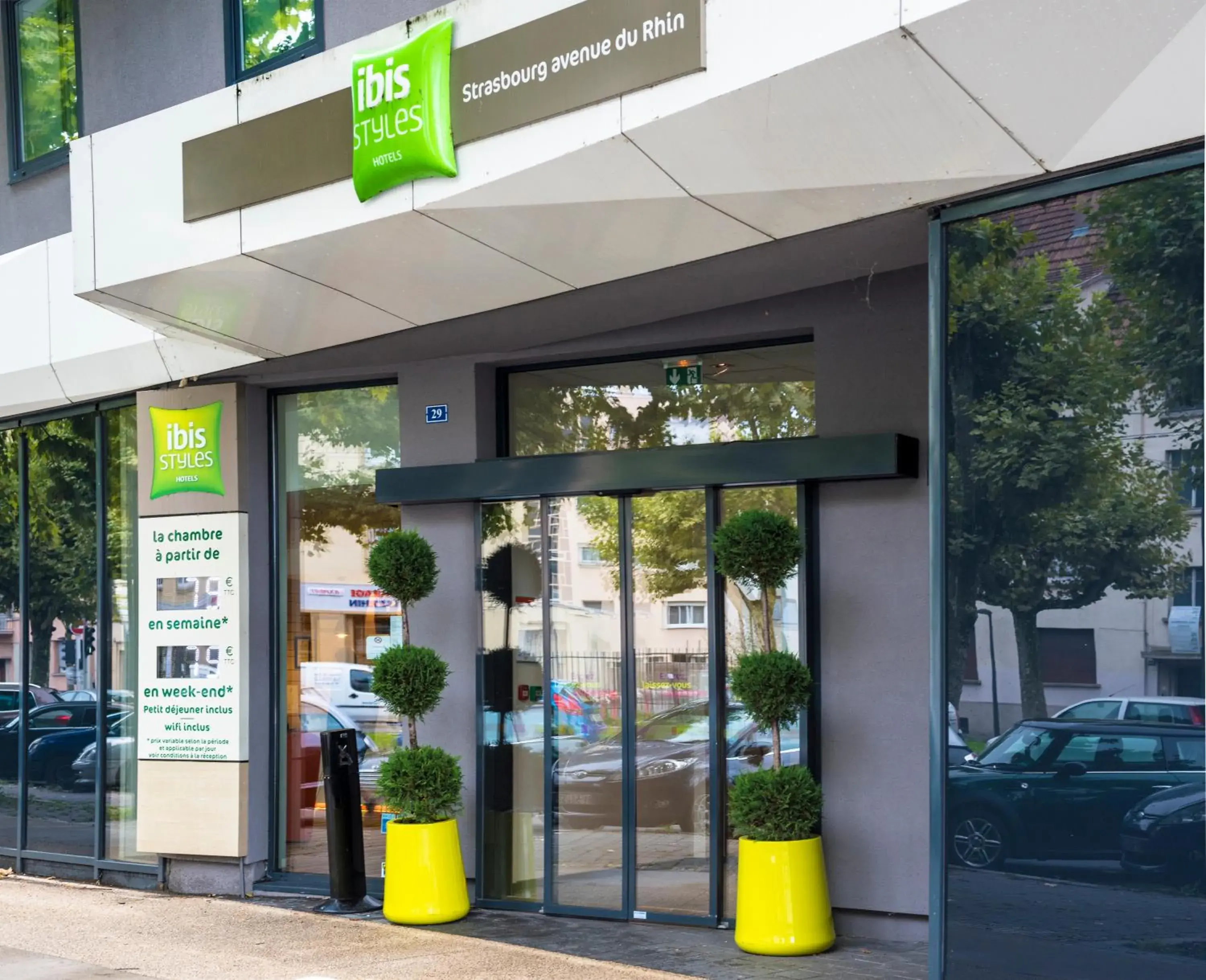 Facade/entrance in ibis Styles Strasbourg Avenue du Rhin