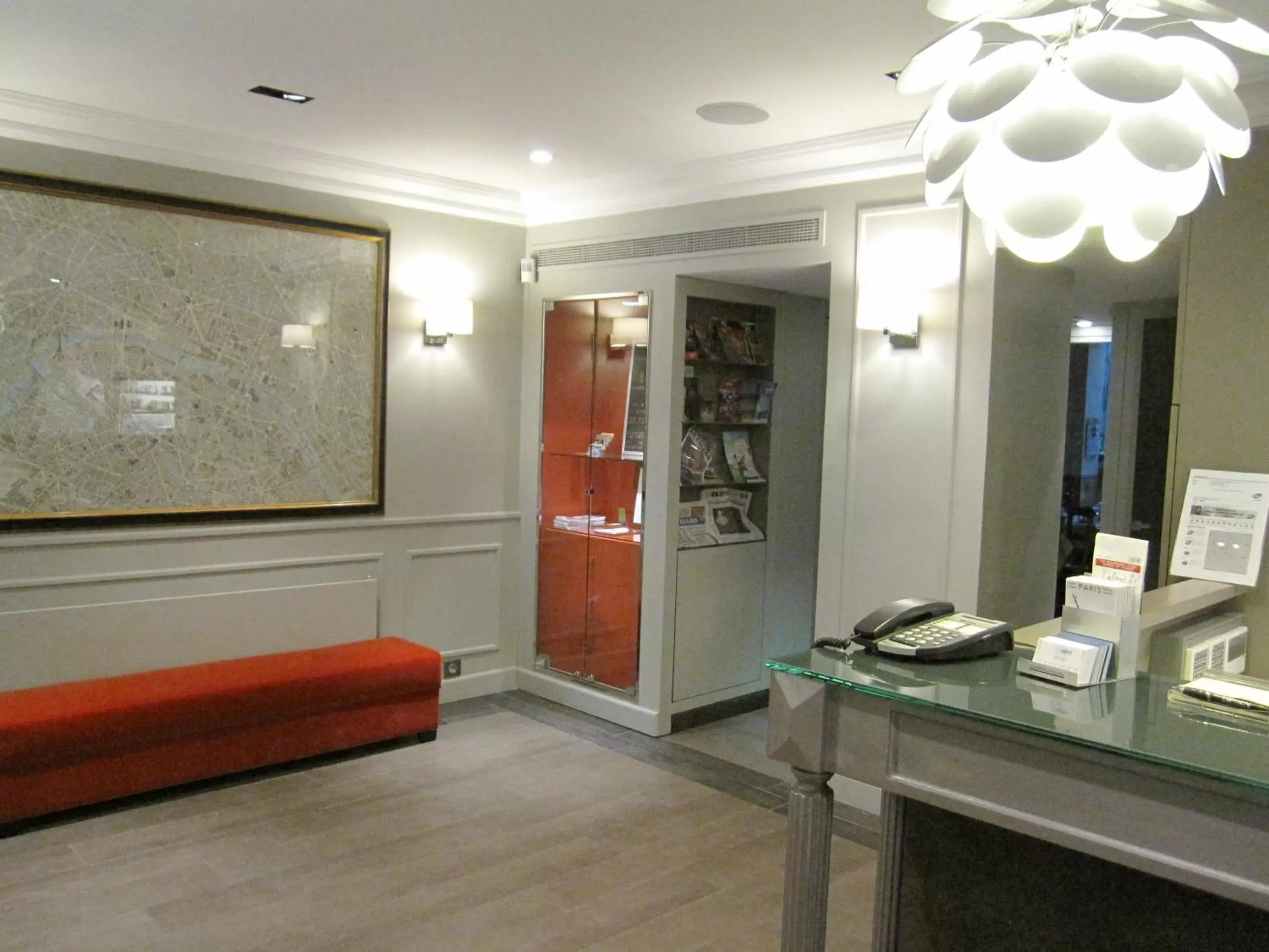 Lobby or reception in Hôtel Harvey