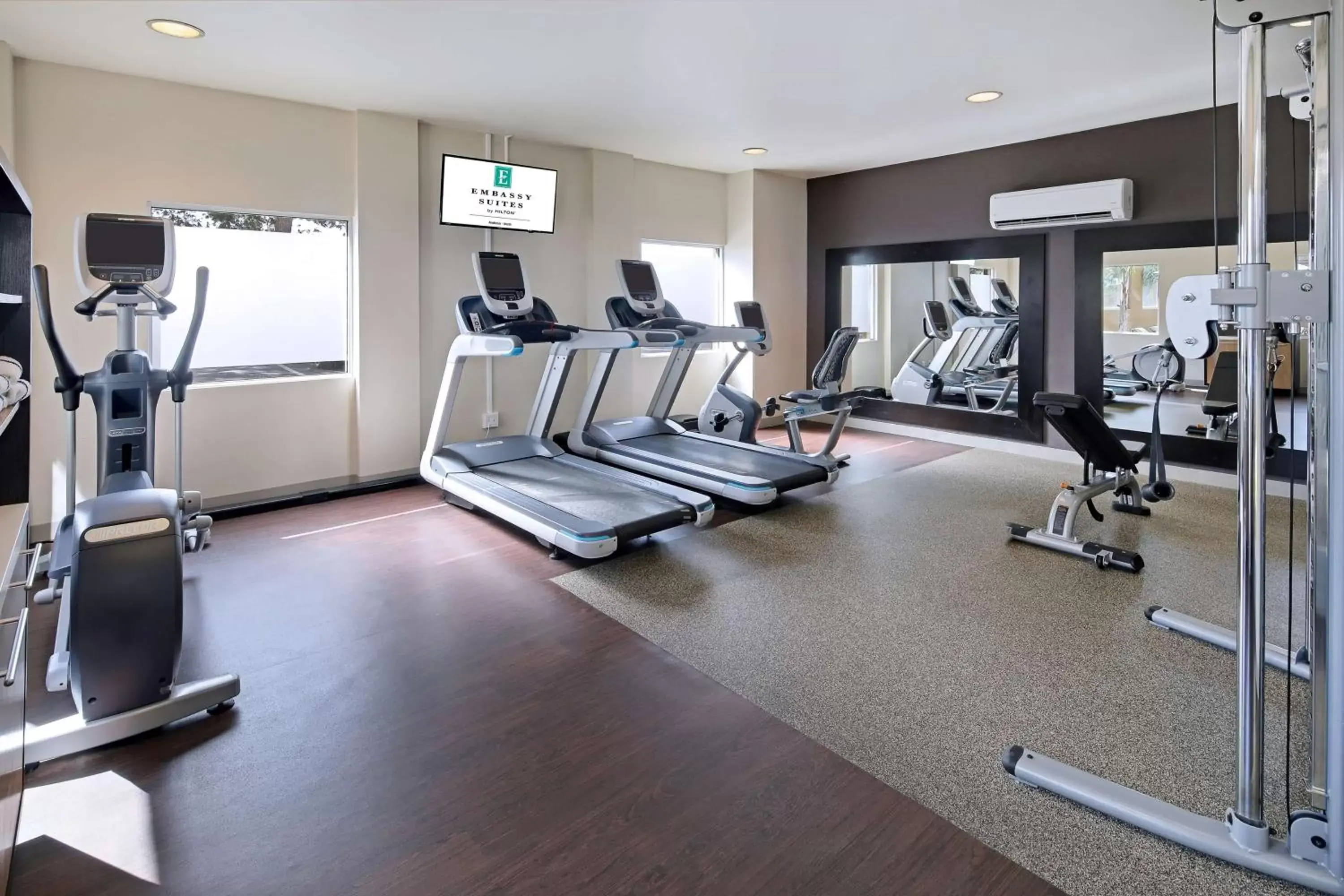 Fitness centre/facilities, Fitness Center/Facilities in Embassy Suites by Hilton Anaheim North