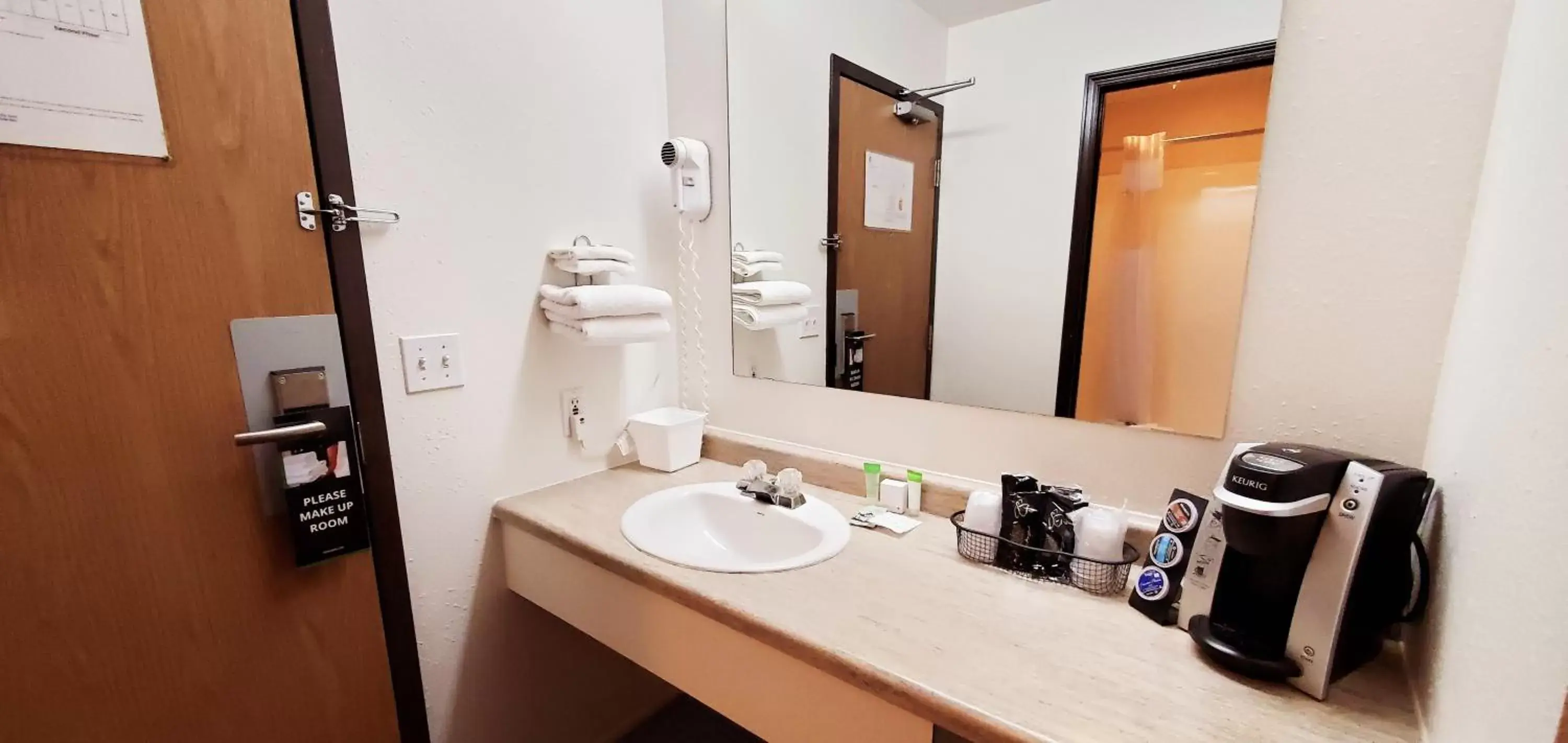 Single Room - single occupancy in Westlake Inn Single Room - single occupancy in Westlake Inn