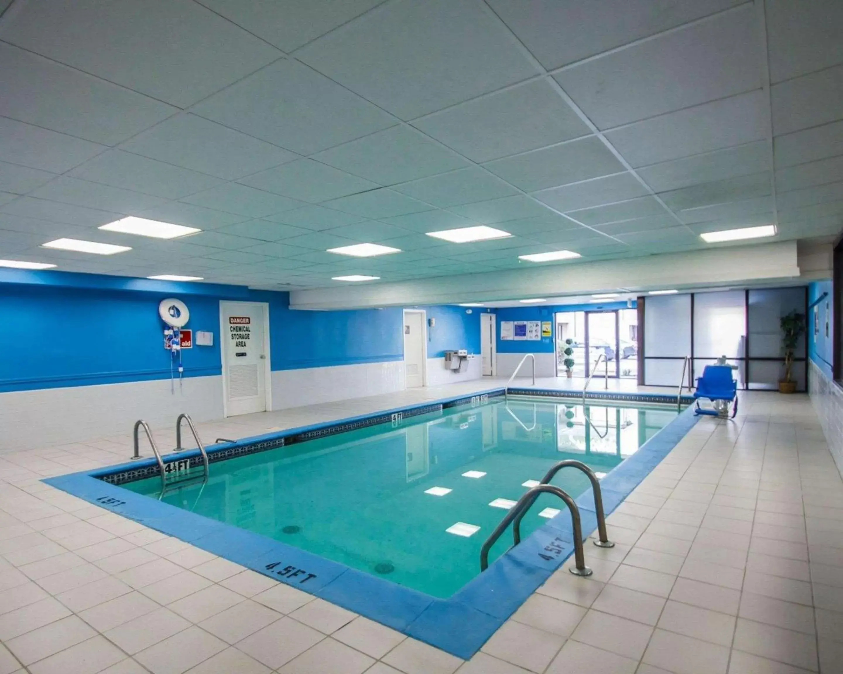 On site, Swimming Pool in Americas Best Value Inn Torrington, CT