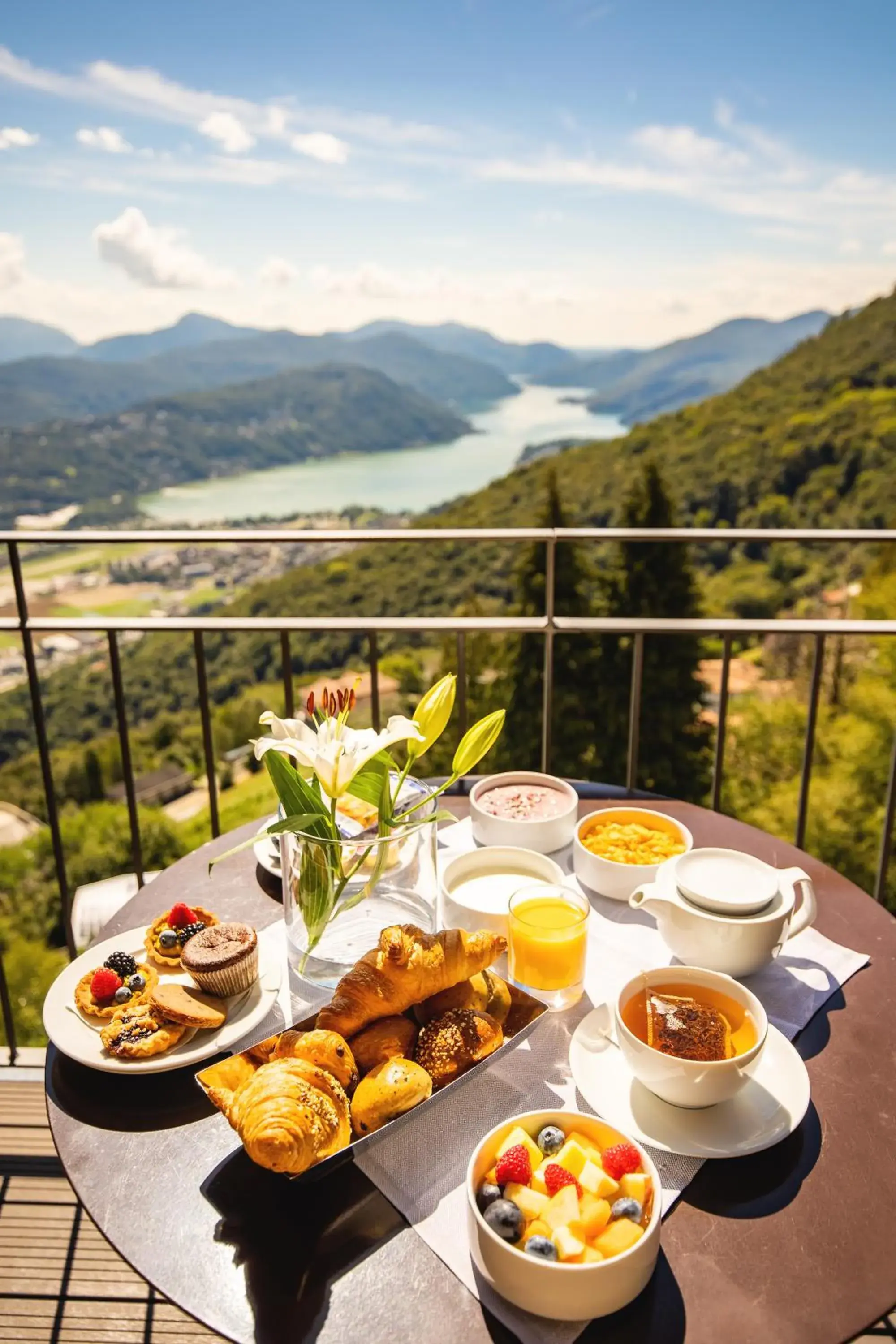 Continental breakfast in Kurhaus Cademario Hotel & DOT Spa - Ticino Hotels Group