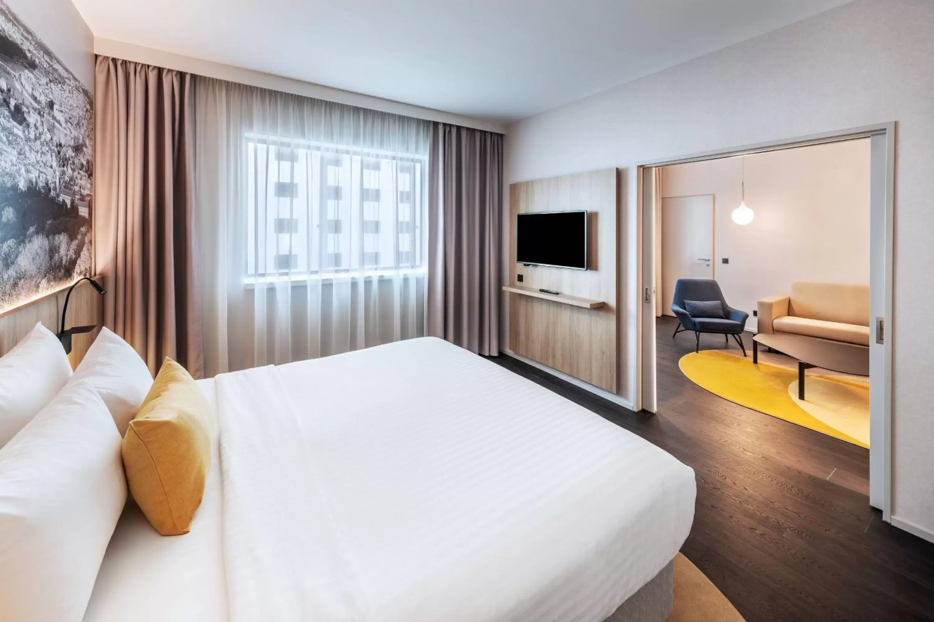 Bedroom in Courtyard by Marriott Prague Airport