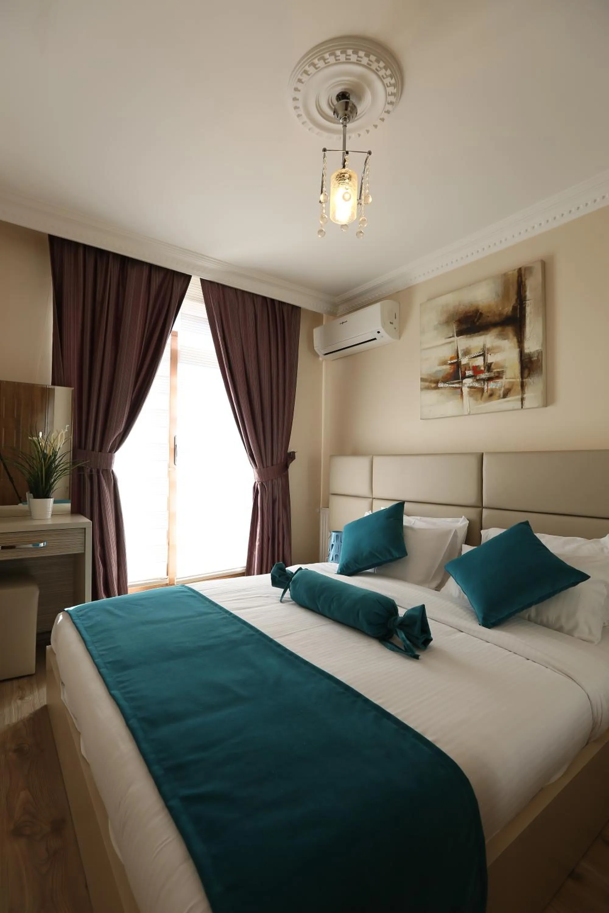 Balcony/Terrace, Bed in Overland Residence