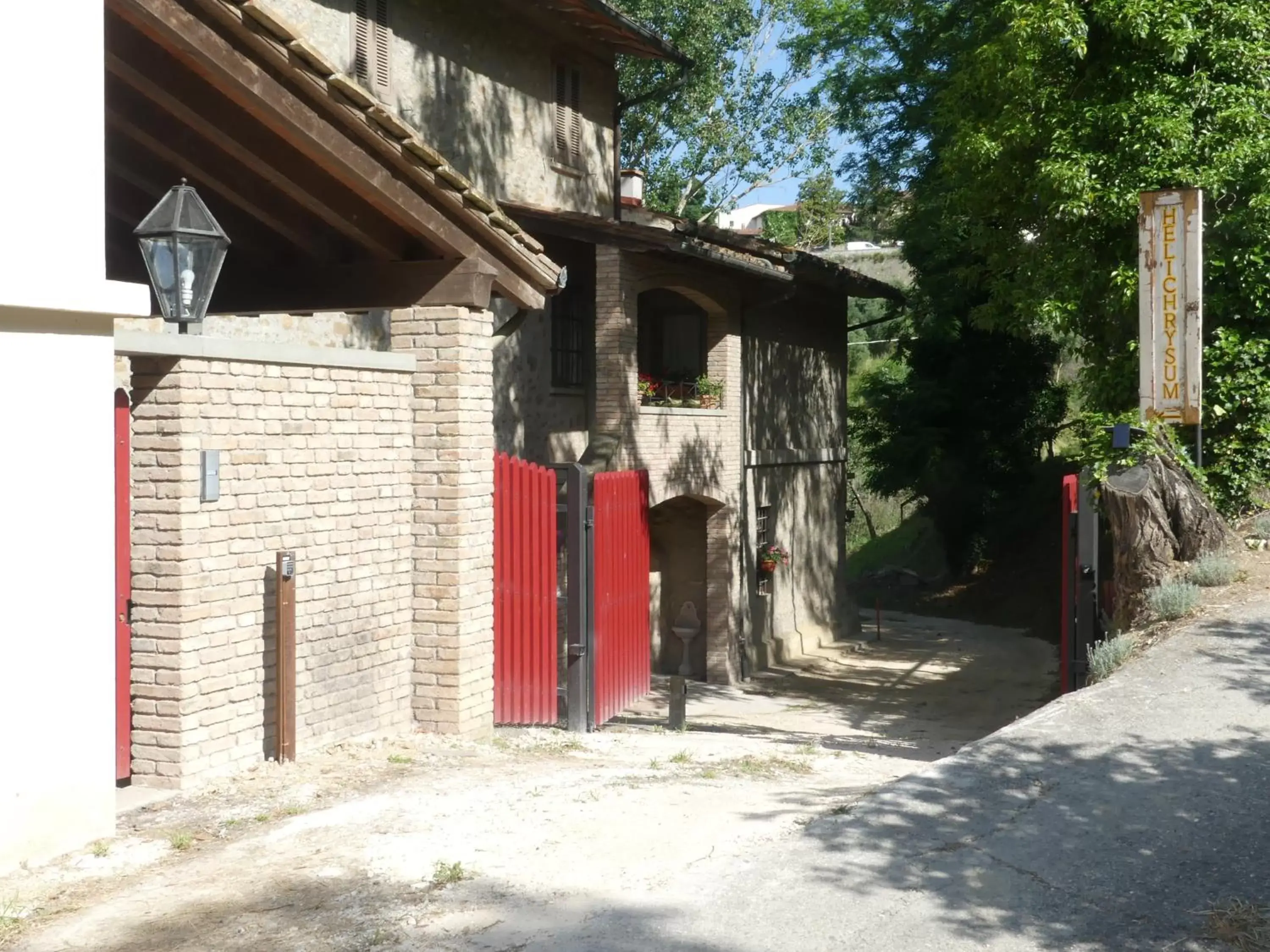 Property building in Helichrysum