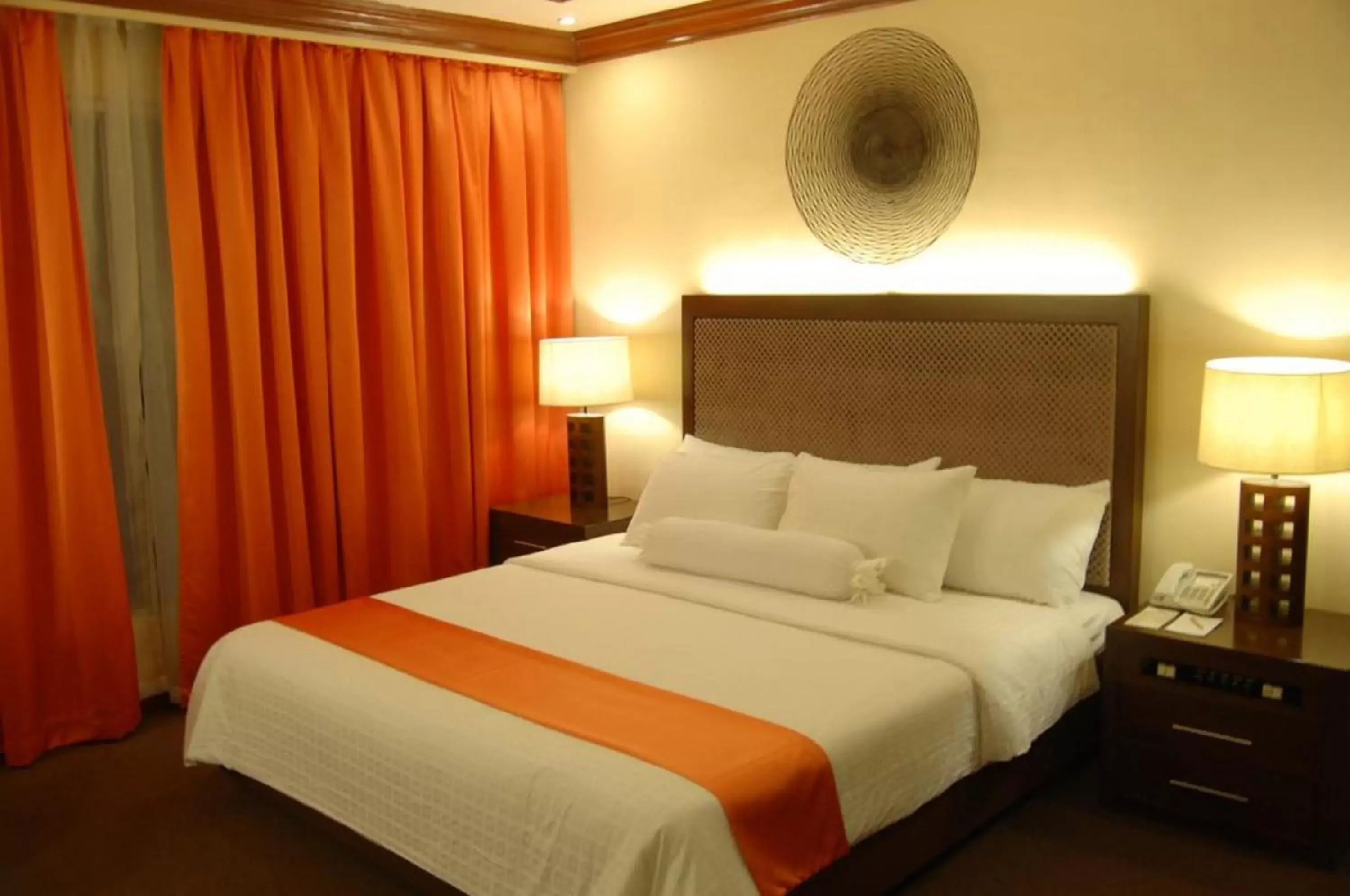 Bed in The Apo View Hotel