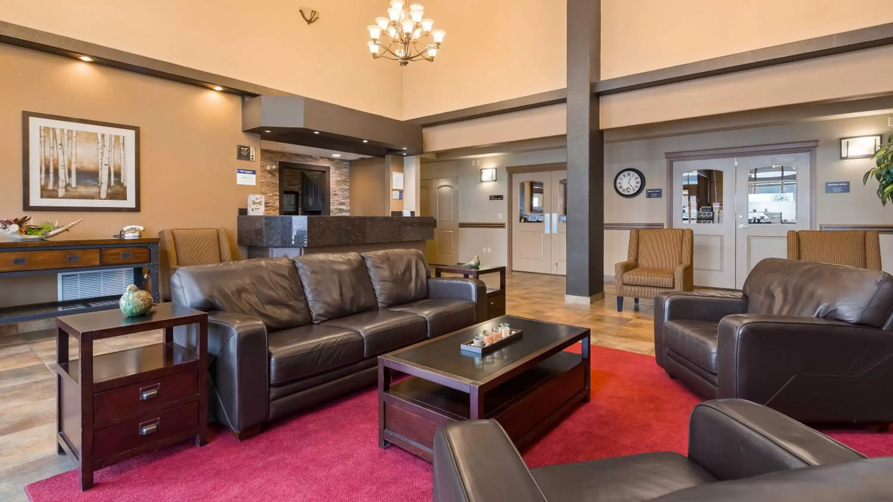 Lobby or reception, Seating Area in Best Western Plus Kamloops Hotel