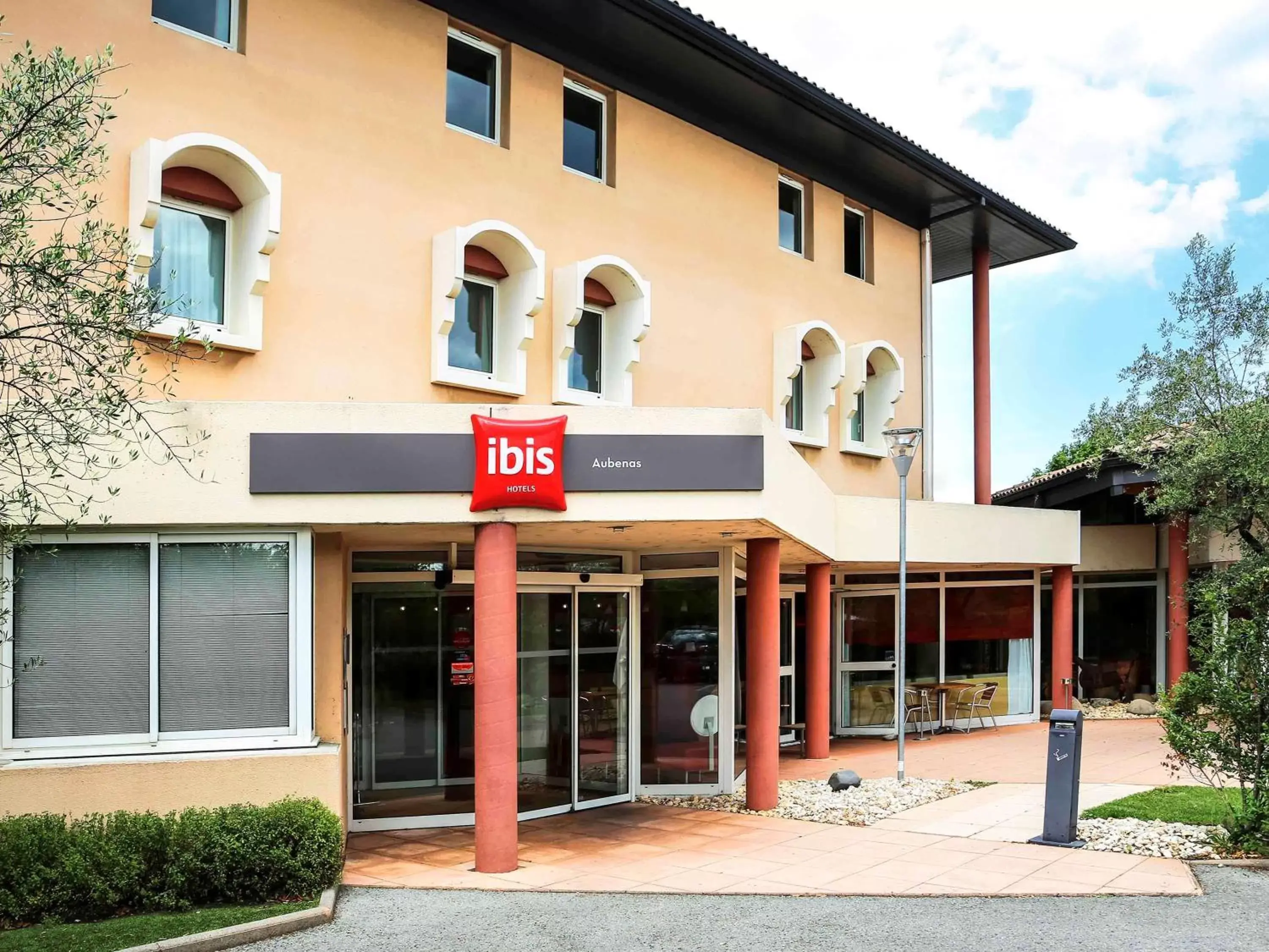 Property Building in ibis Aubenas