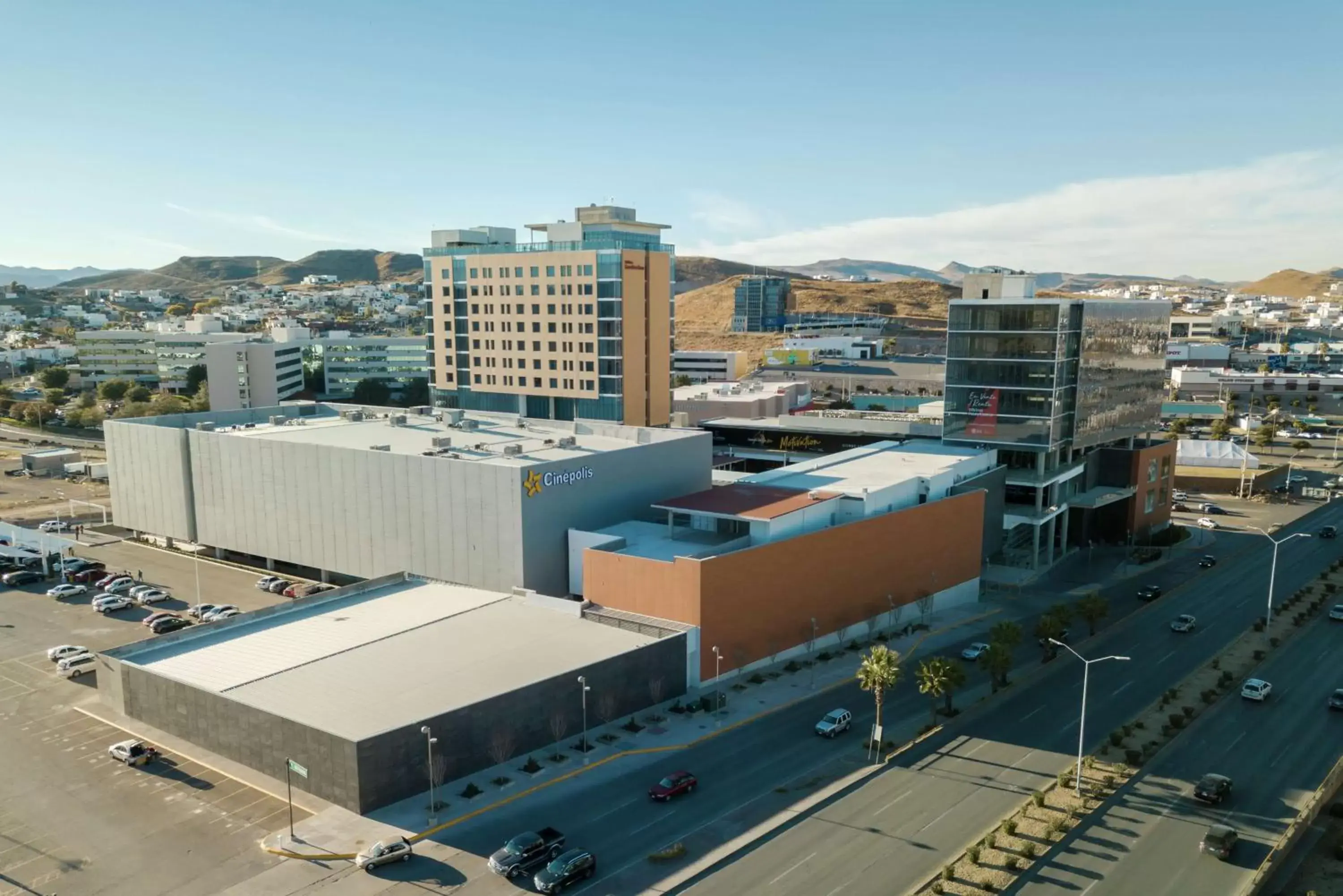 Property building in Hilton Garden Inn Chihuahua