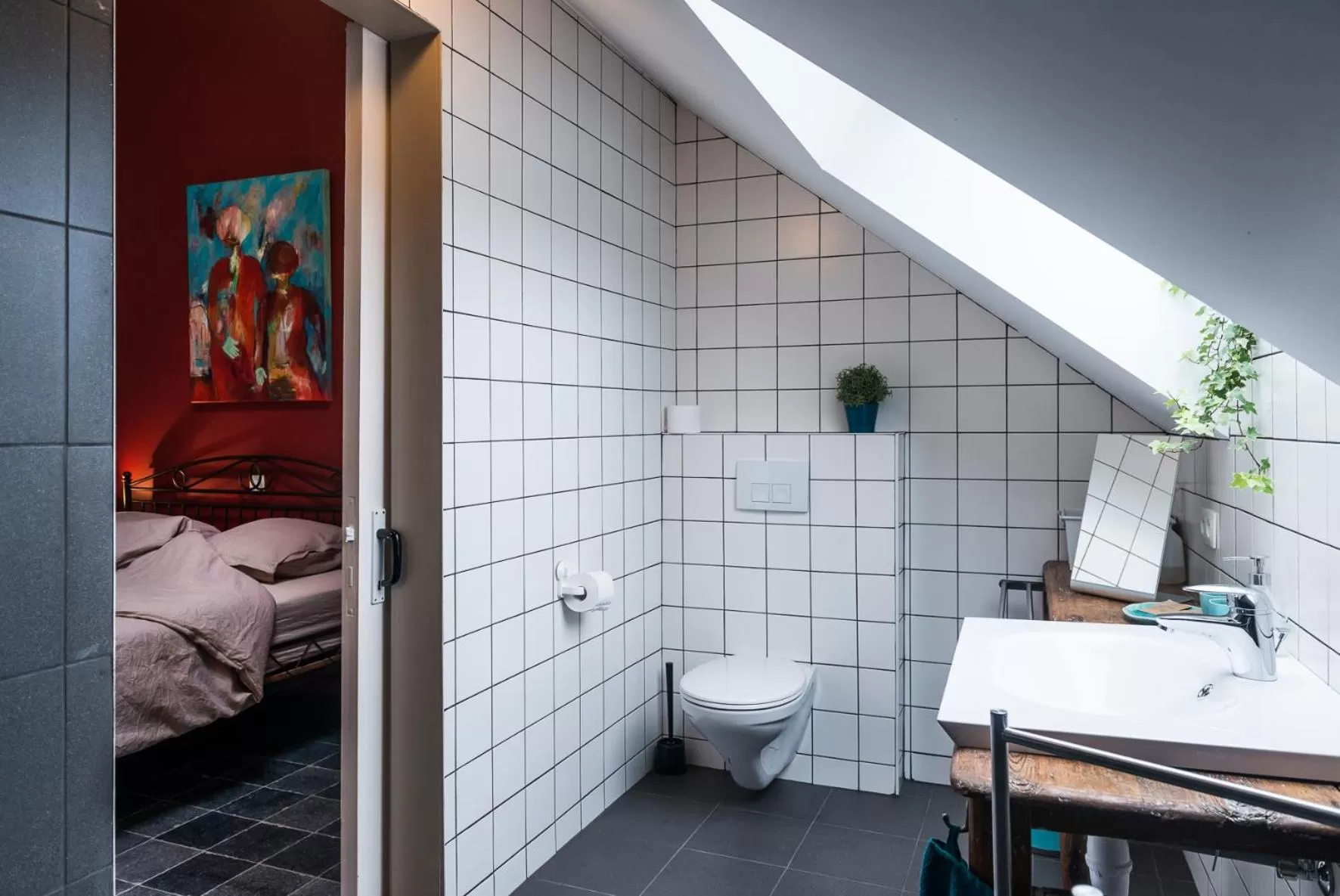 Toilet, Bed in B&B Art.14