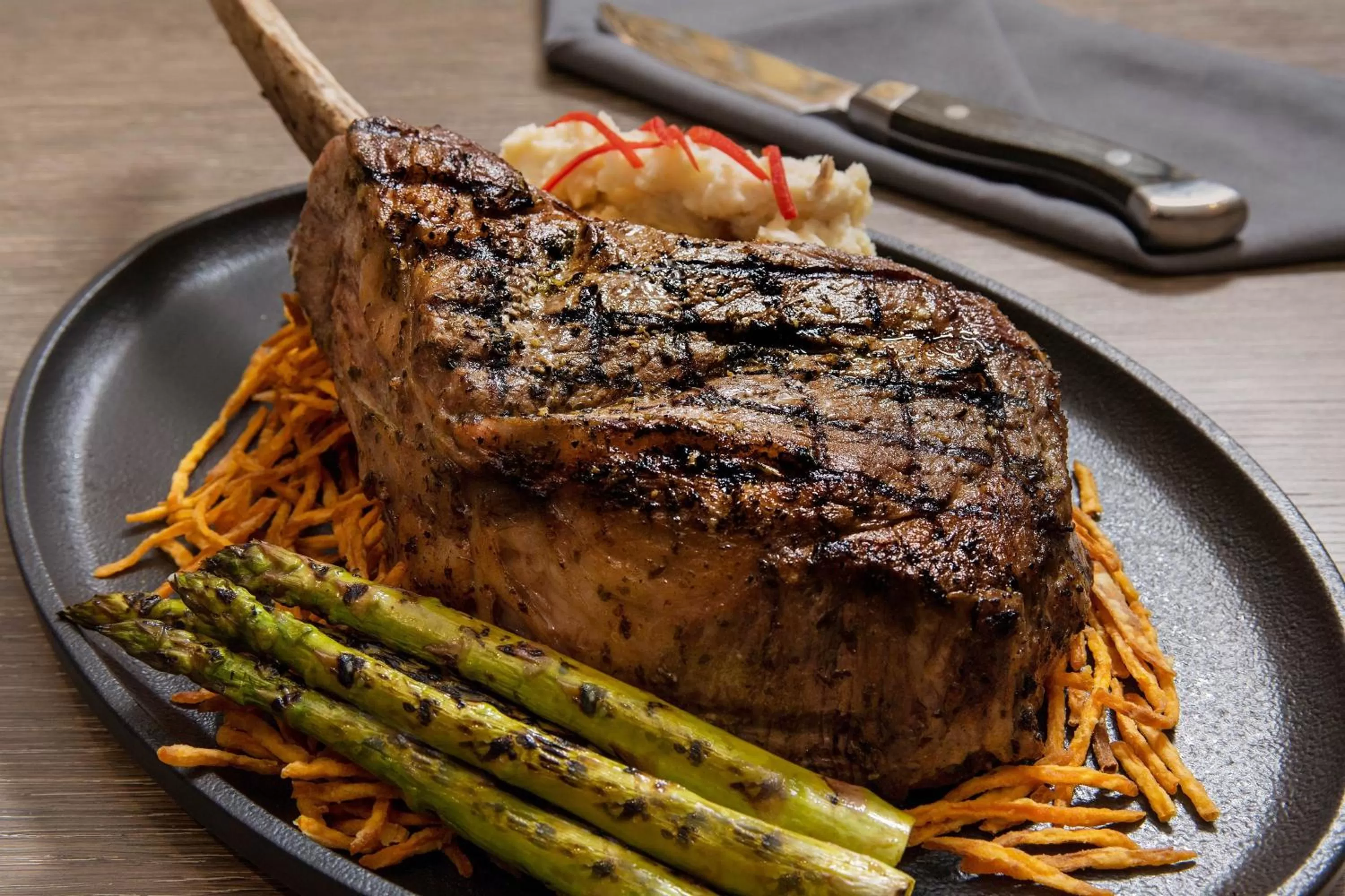 Restaurant/places to eat in The Westin Dallas Fort Worth Airport