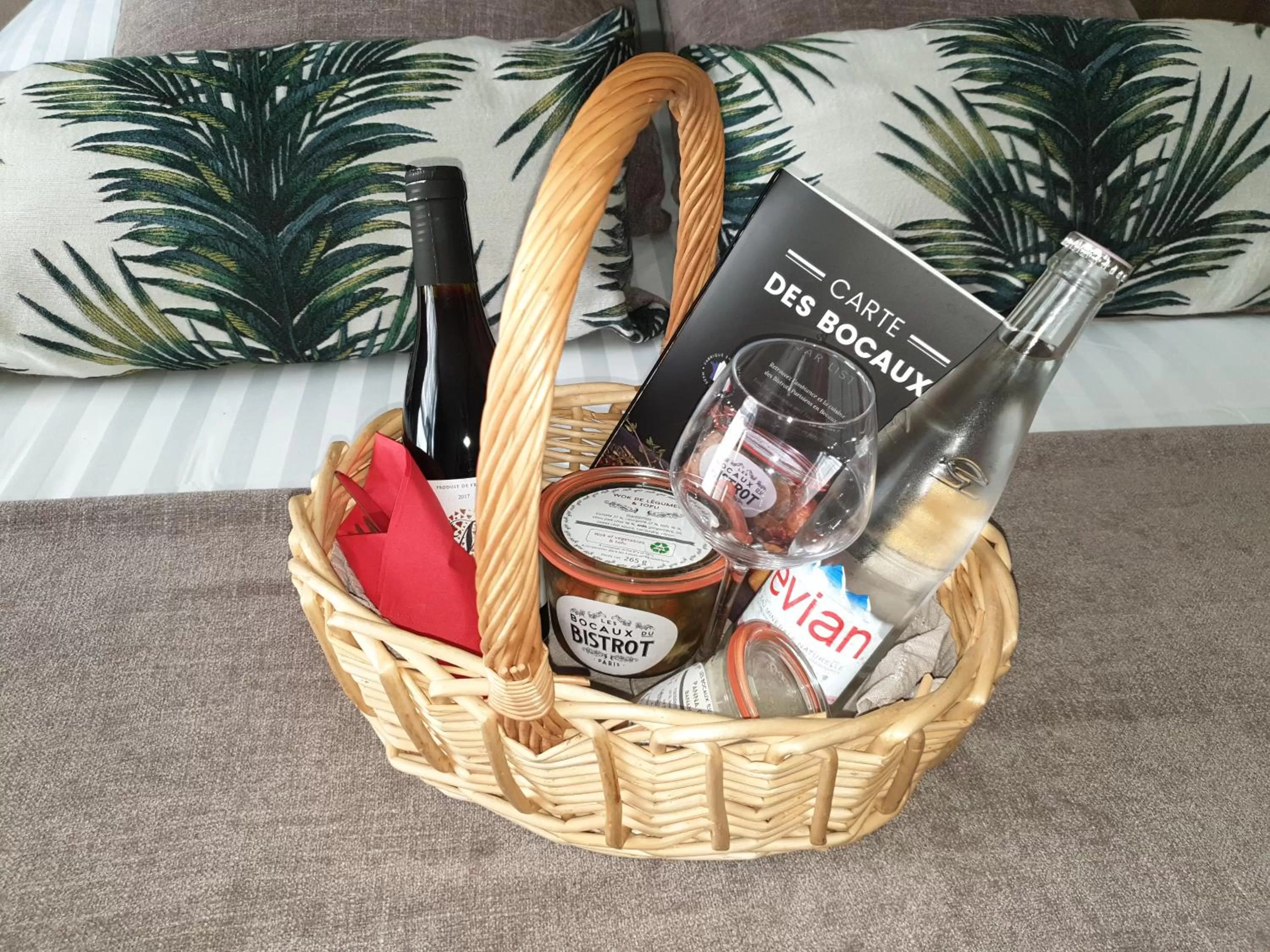 Meals in Best Western Crequi Lyon Part Dieu