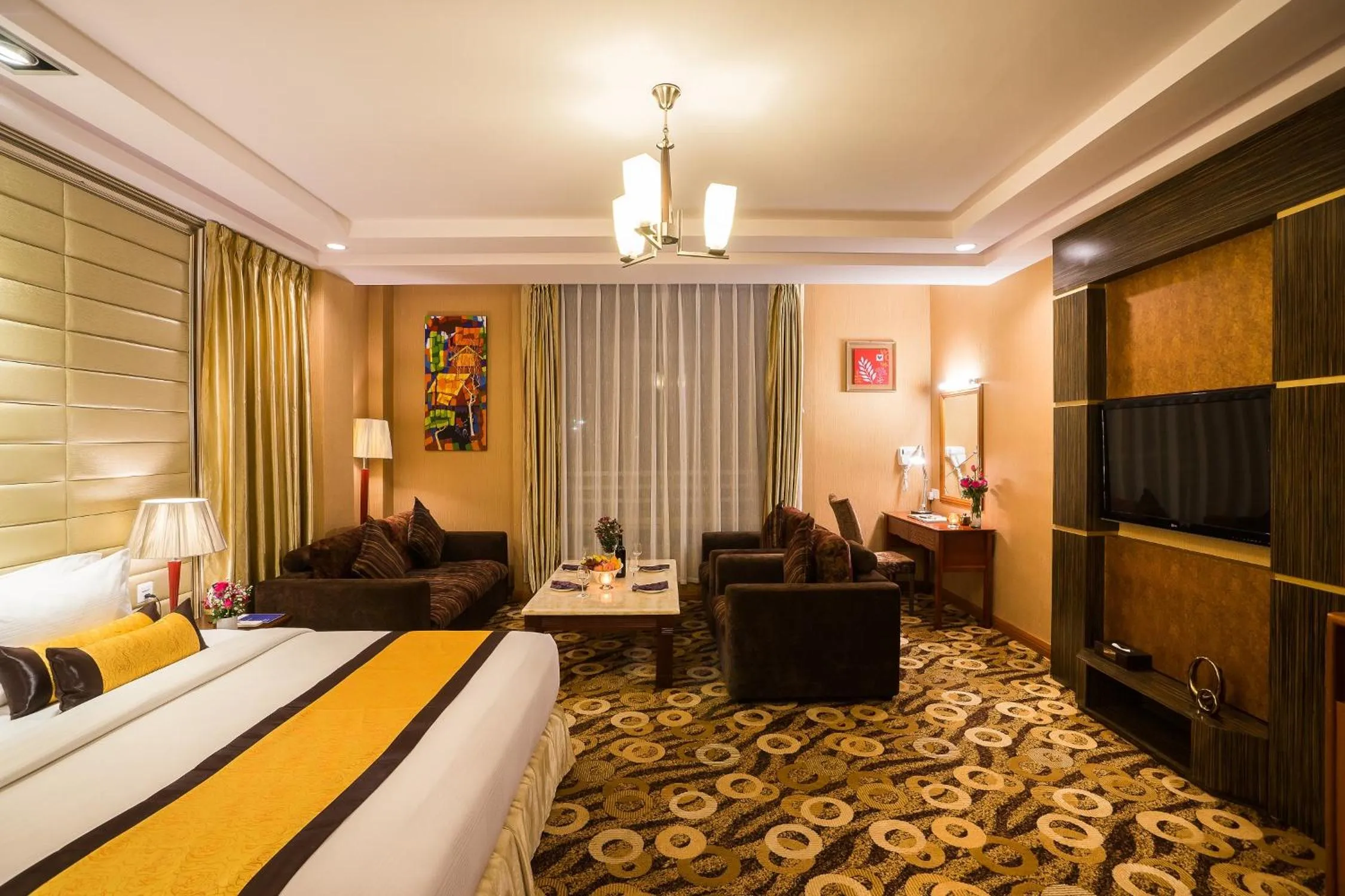 Bedroom in Best Western Green Hill Hotel