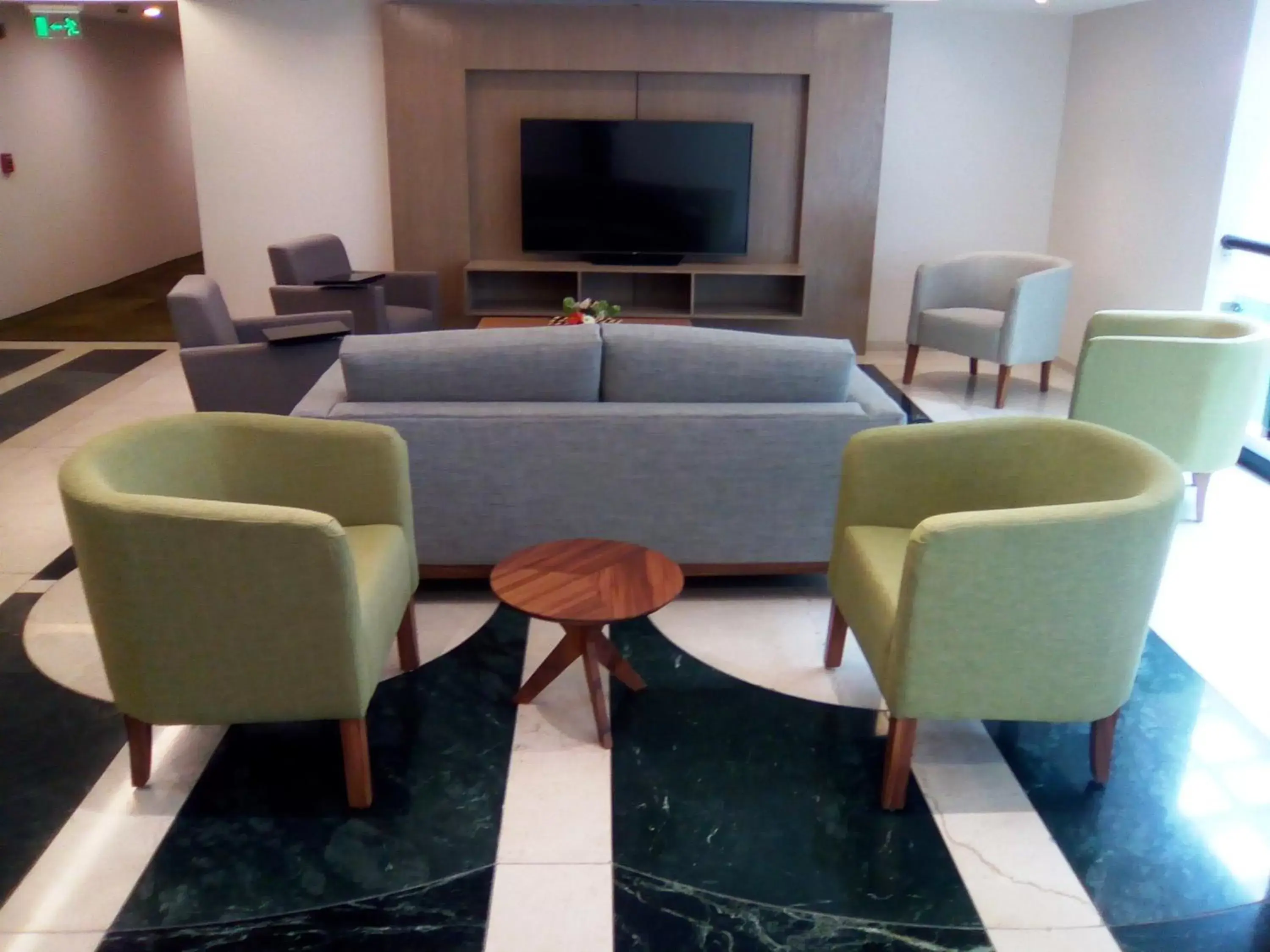 Fitness centre/facilities, Seating Area in Crowne Plaza Toluca - Lancaster, an IHG Hotel