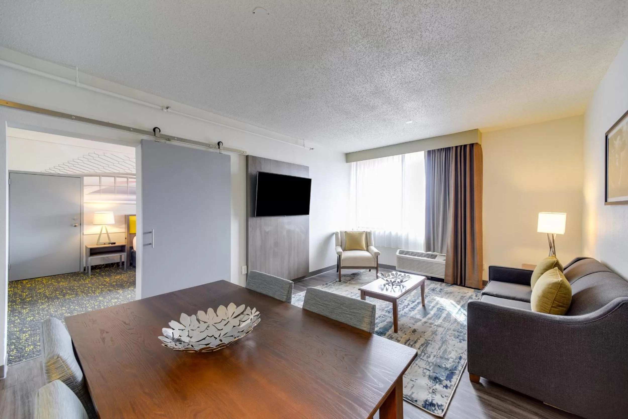 Executive King Suite in Saint Louis Airport Hotel