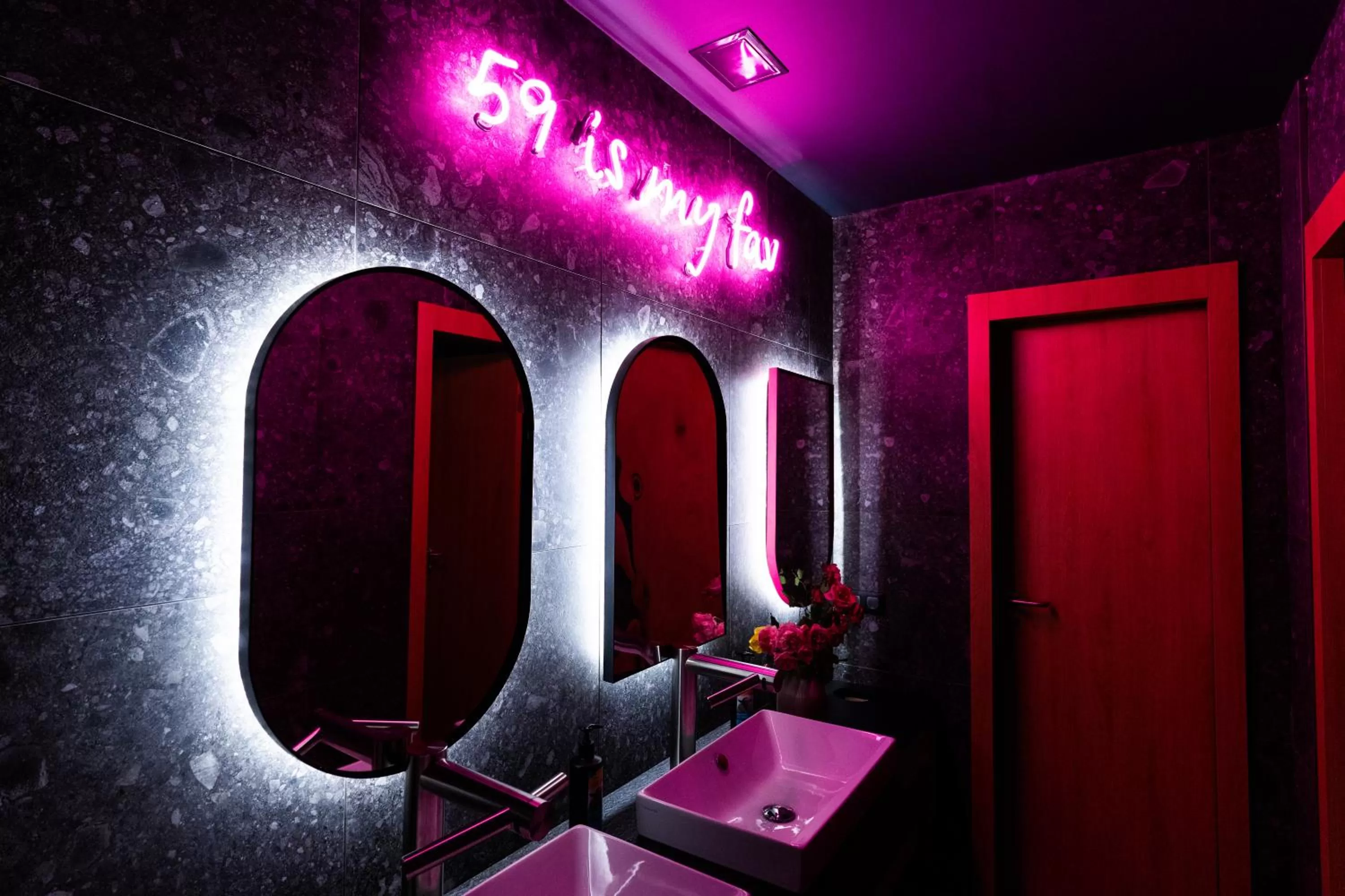 Bathroom in Hotel Kitchen59