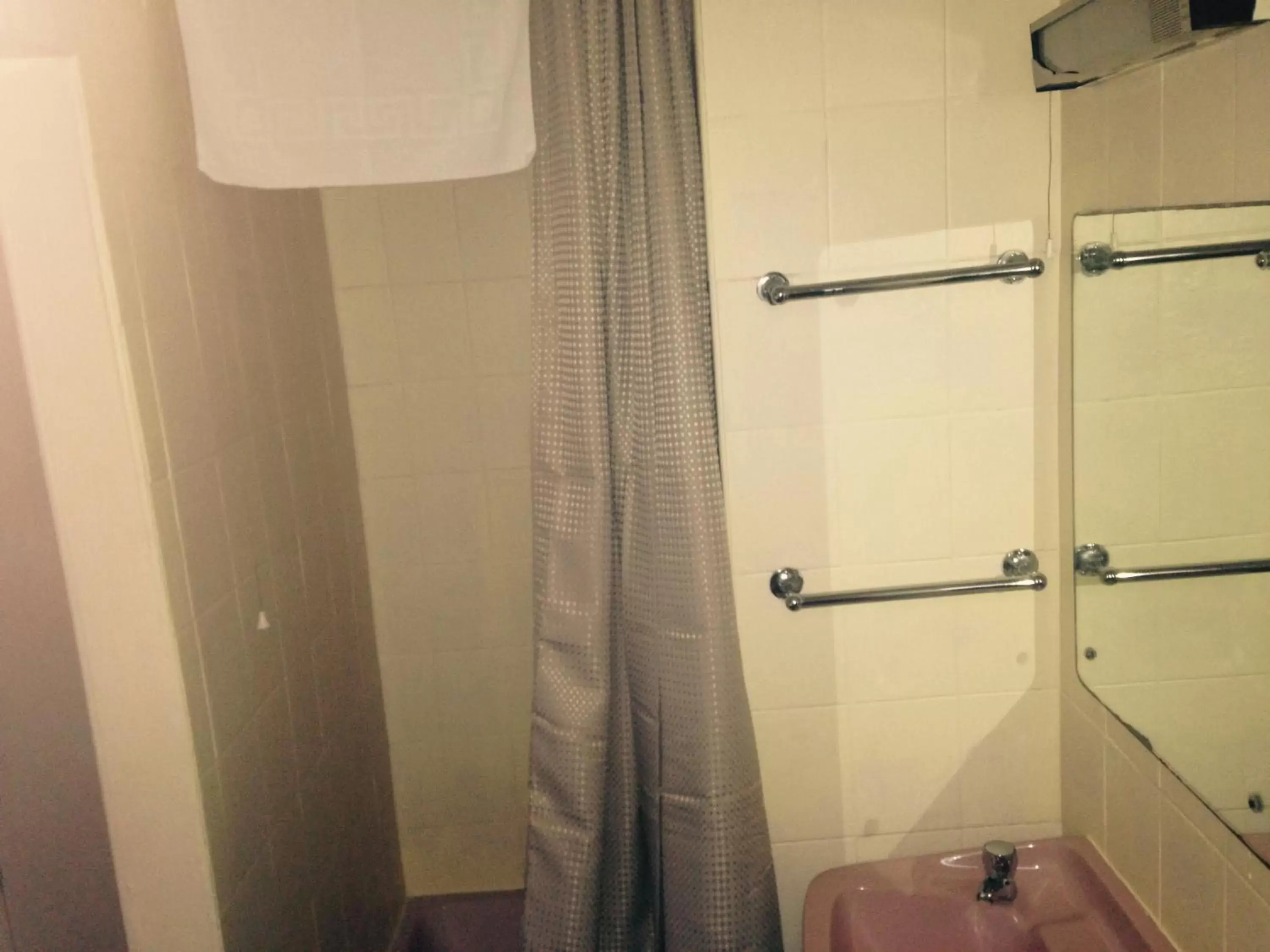 Shower, Bathroom in Peek-a-Booze - Budget Hotel - Adults Only