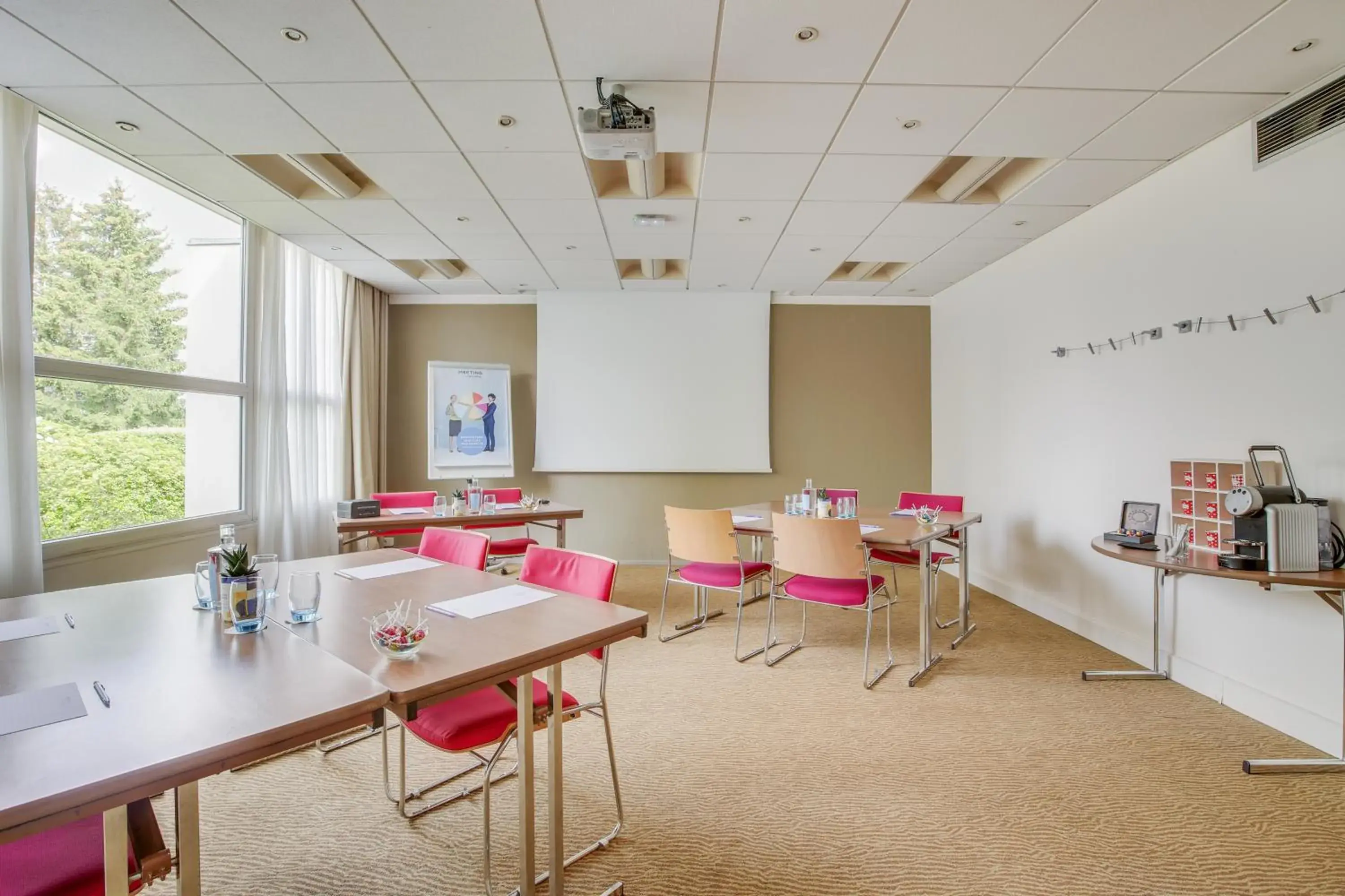 Business facilities in Novotel Poissy Orgeval