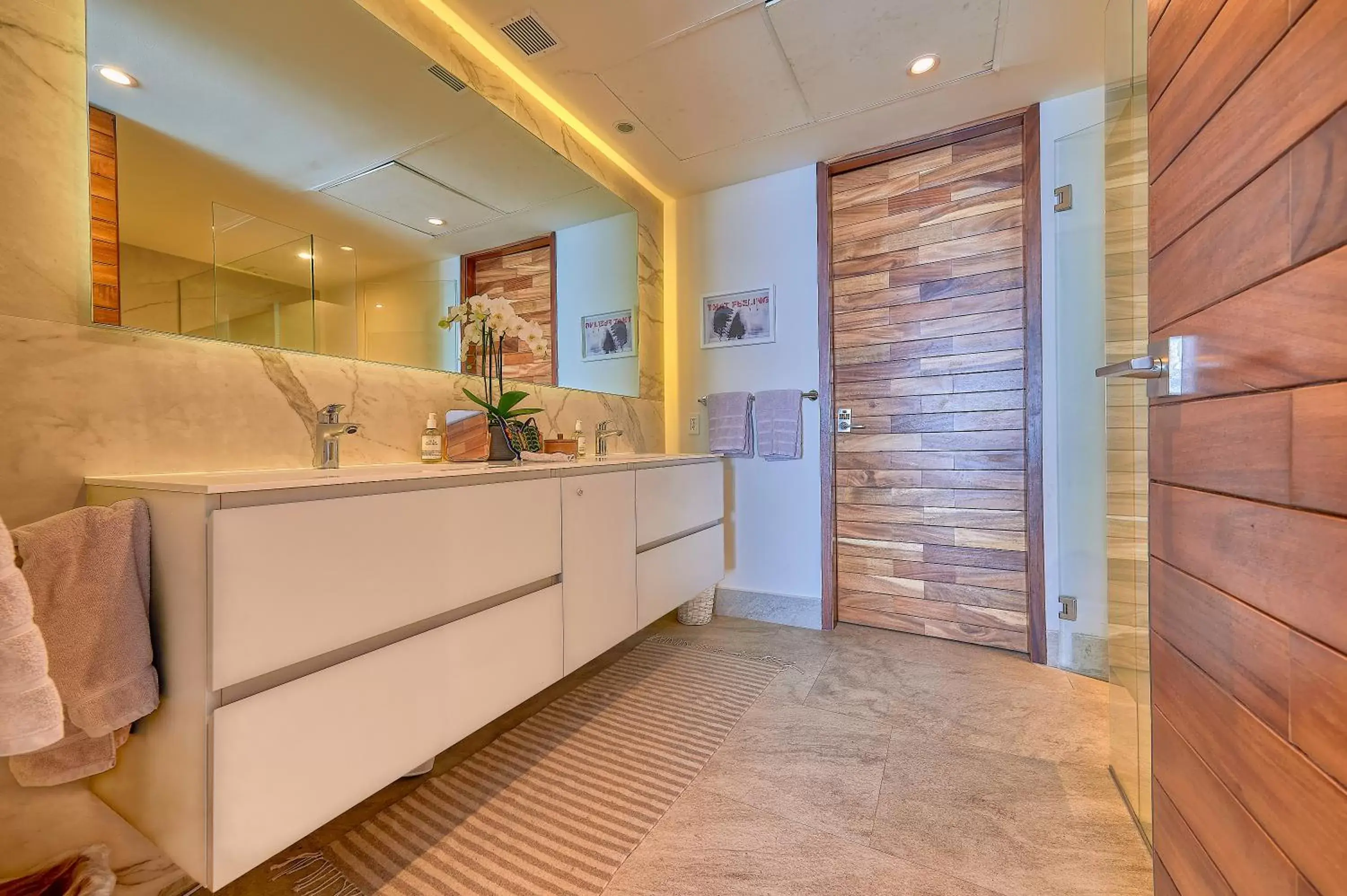 Bathroom in Maxwell Residences at Indah