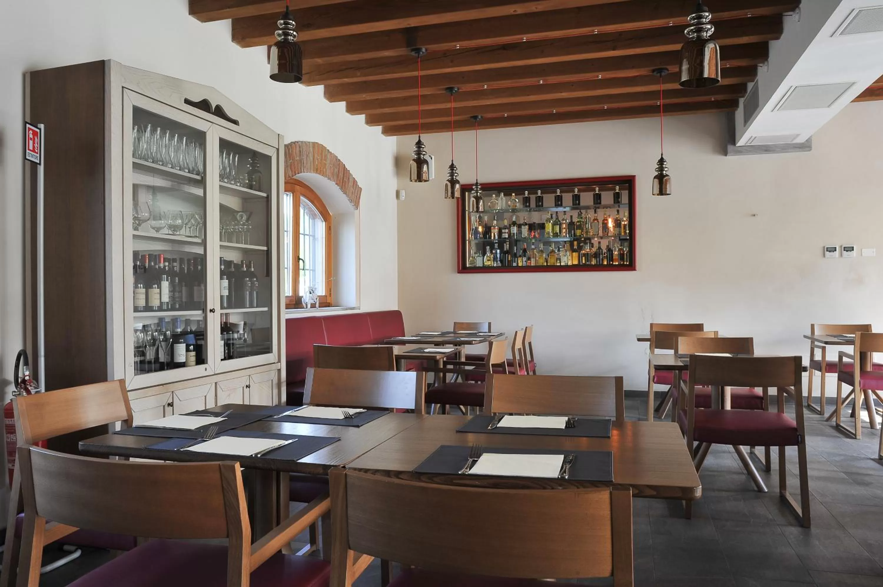 Restaurant/places to eat in Hotel Sesmones