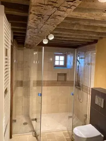 Bathroom in L'Attegia Lia