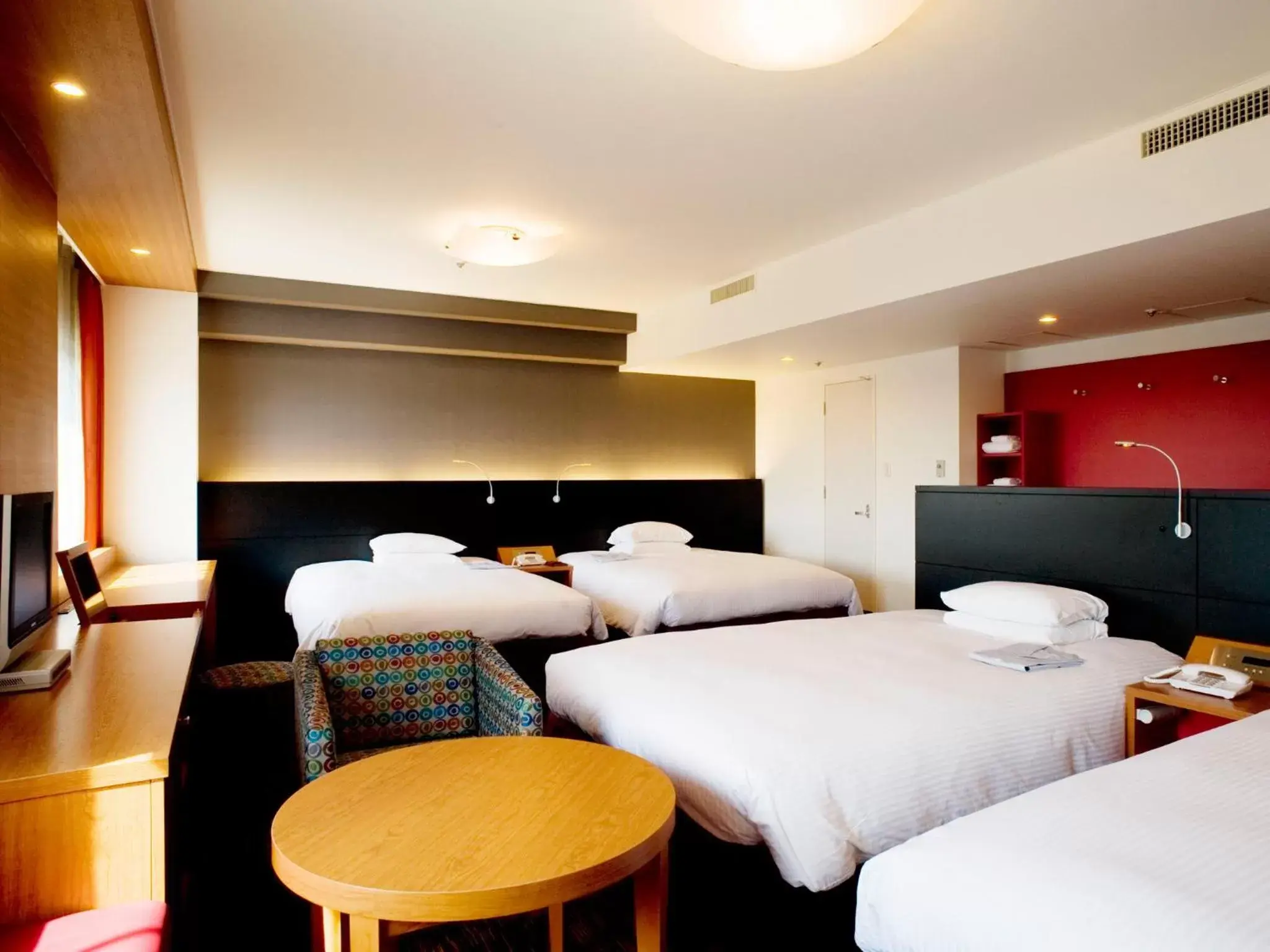 Bedroom, Bed in Hotel Nikko Narita