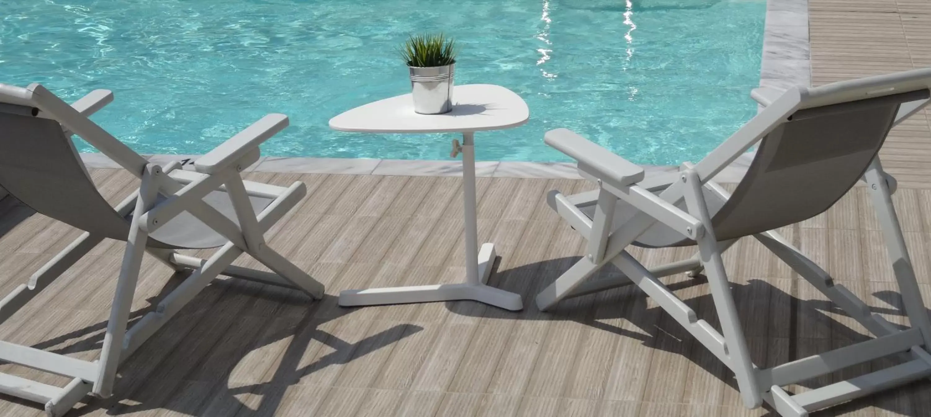 Swimming pool in Capsis Hotel Thessaloniki Swimming pool in Capsis Hotel Thessaloniki