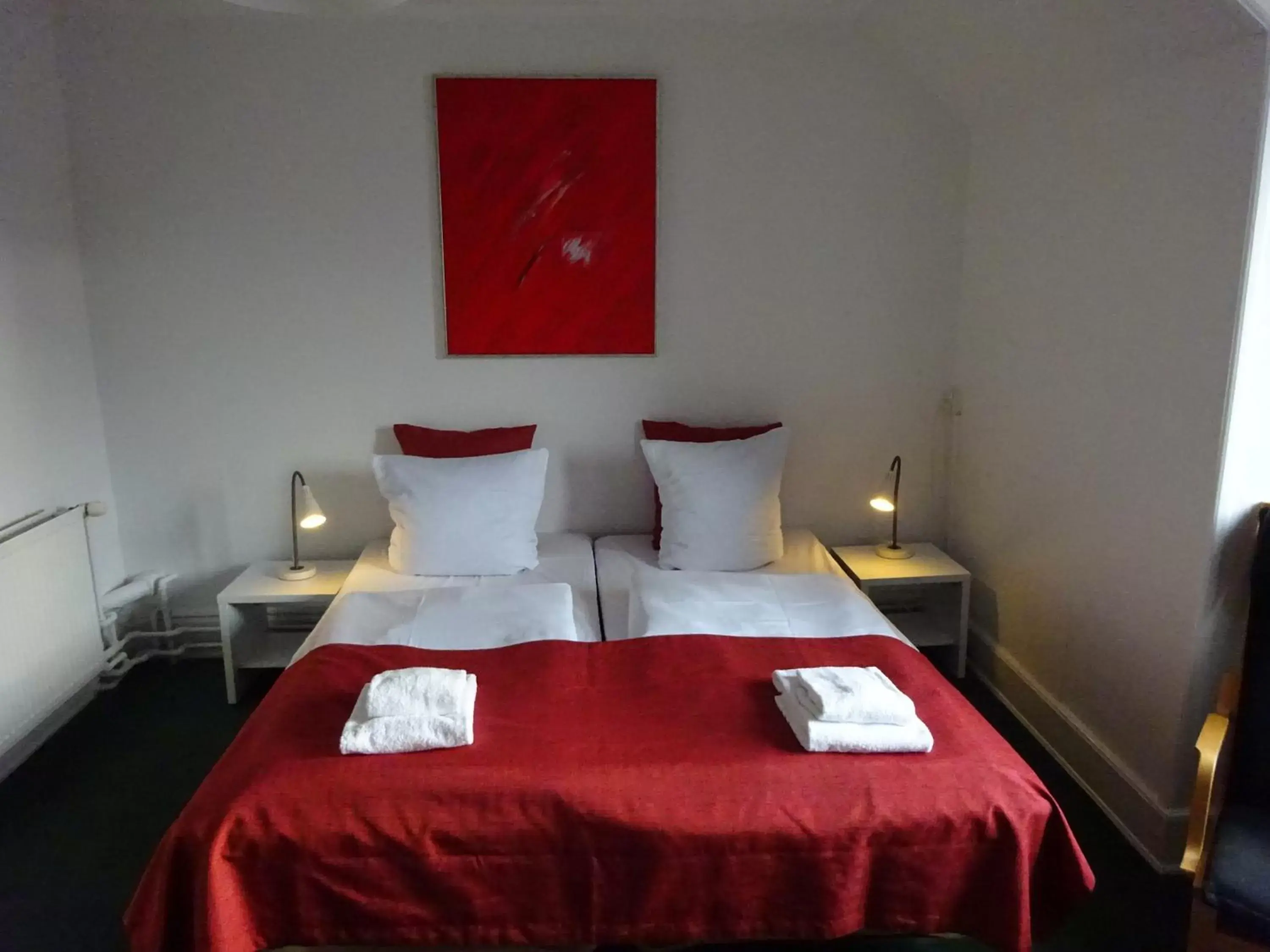 Photo of the whole room, Bed in City Hotel Nebo