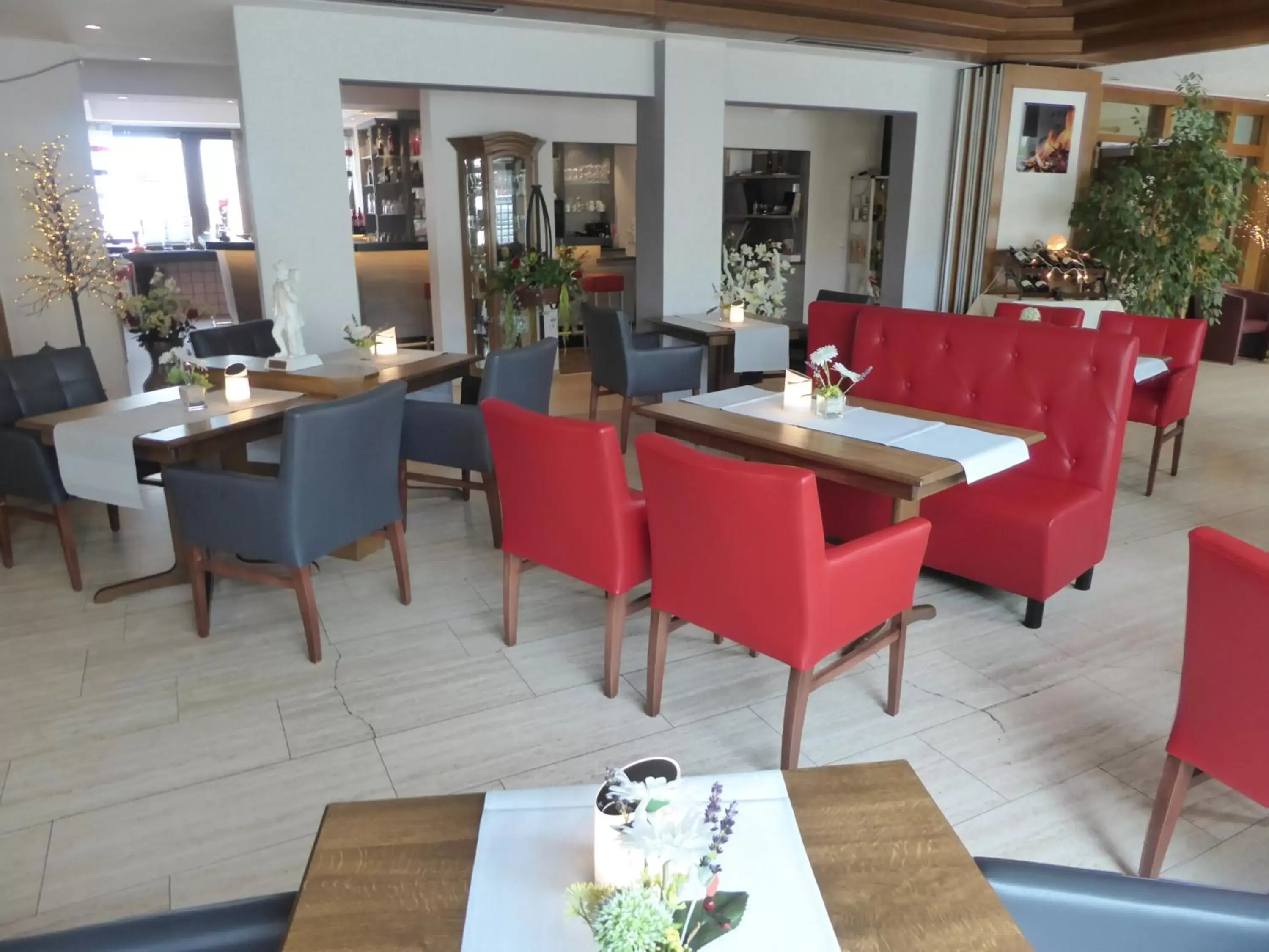 Lounge or bar, Restaurant/Places to Eat in Brenner Hotel