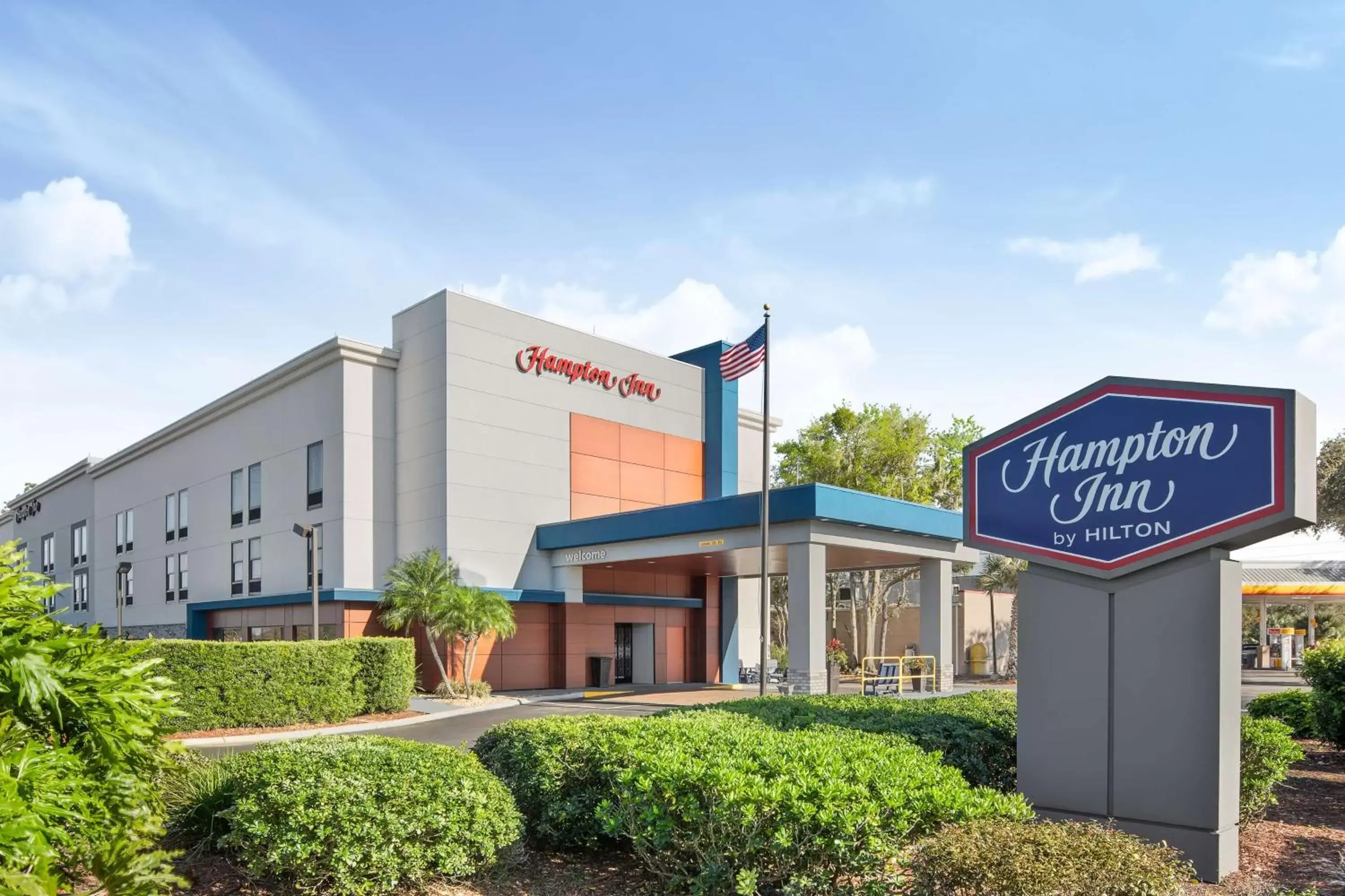 Property Building in Hampton Inn Debary-Deltona