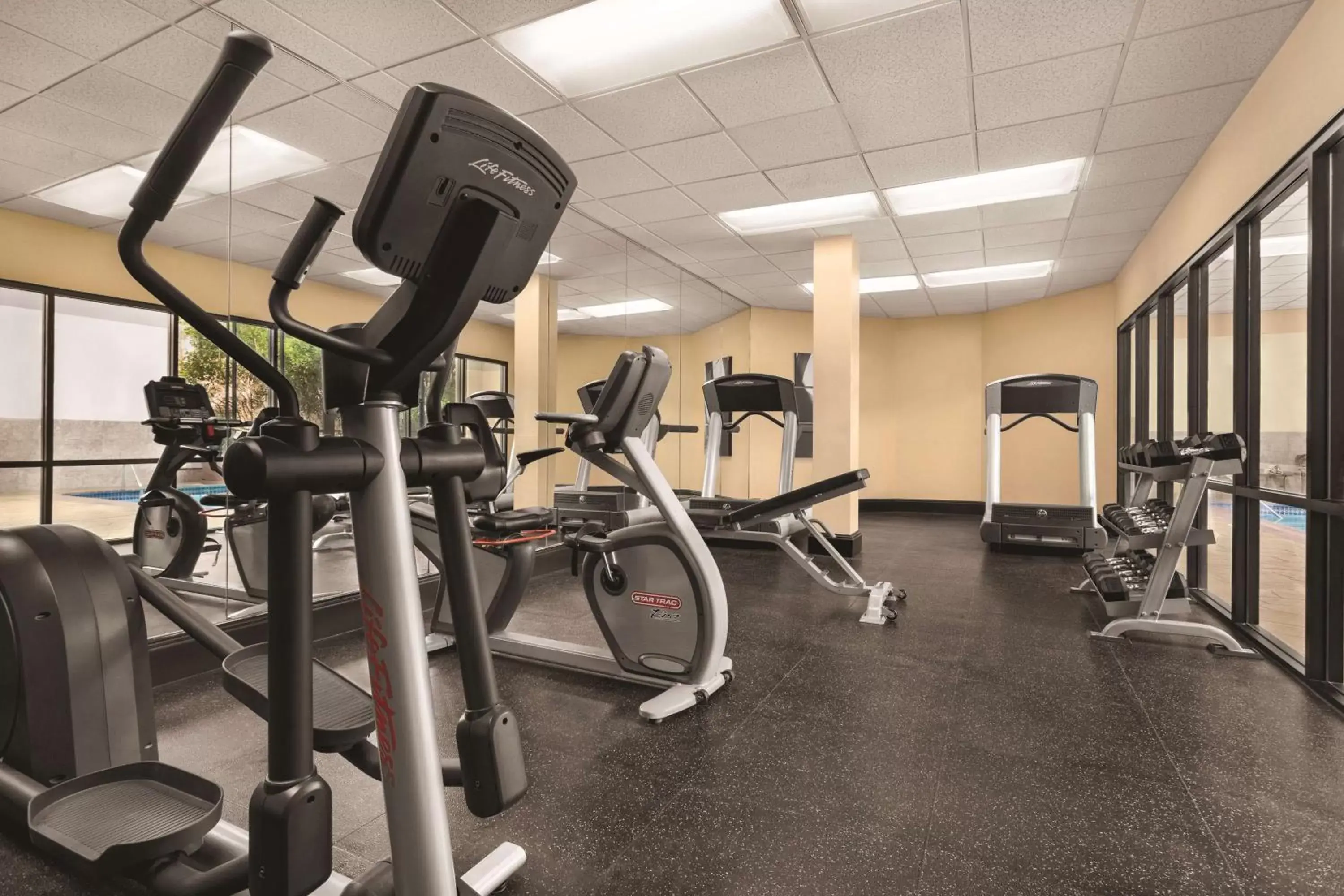 Activities, Fitness Center/Facilities in Radisson Hotel North Fort Worth Fossil Creek