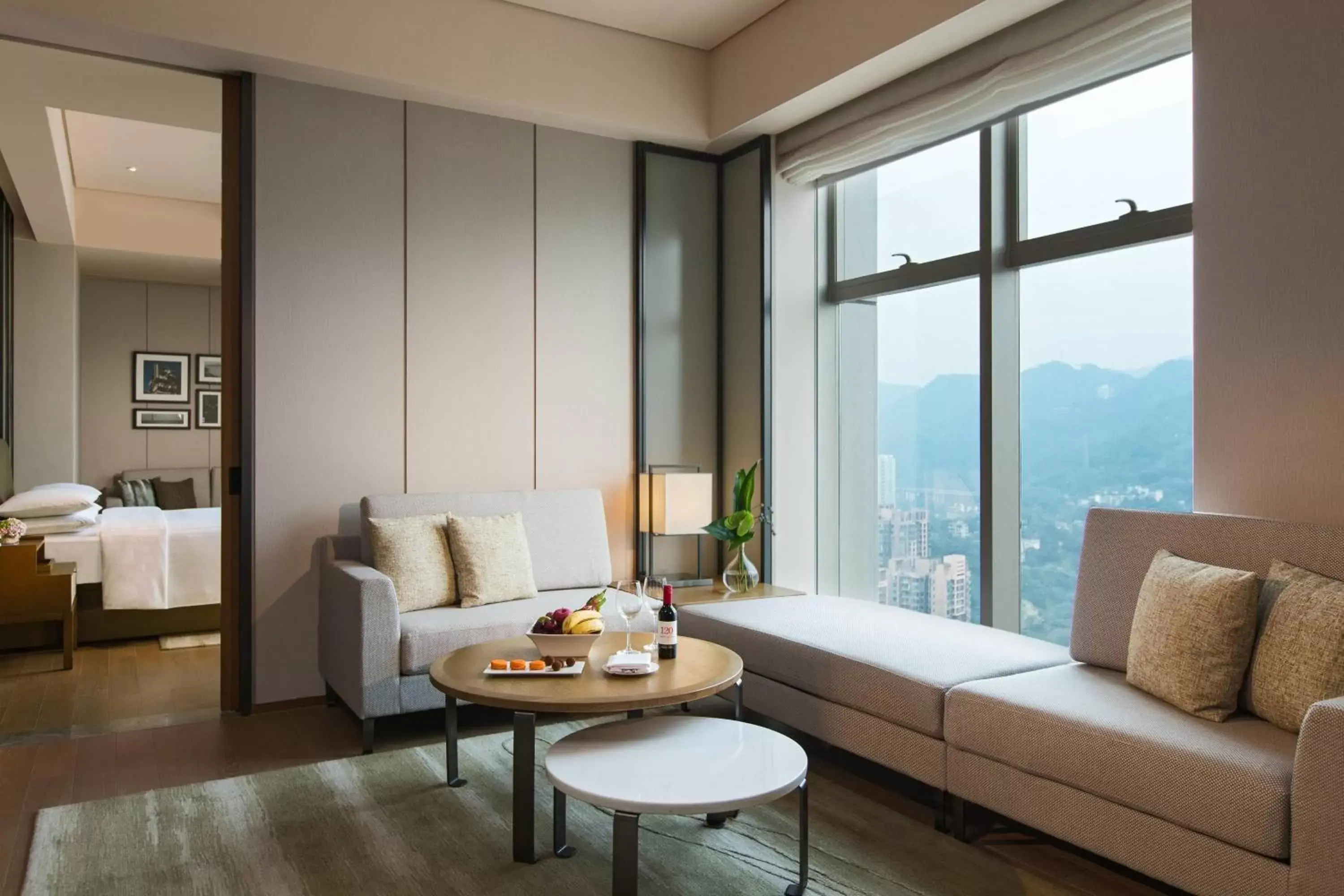 Living room, Seating Area in Chongqing Marriott Hotel