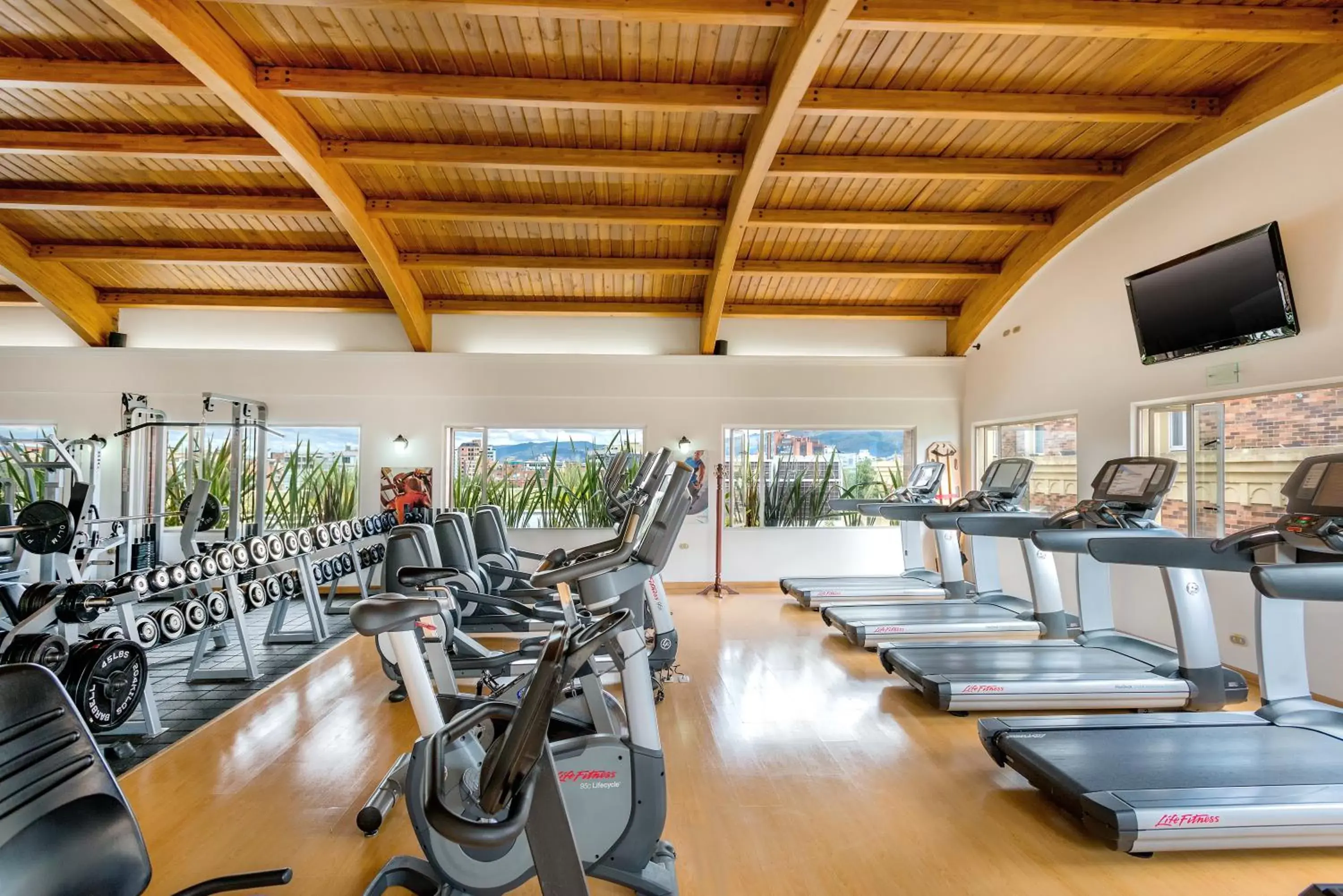 Fitness centre/facilities, Fitness Center/Facilities in Casa Dann Carlton Hotel & SPA