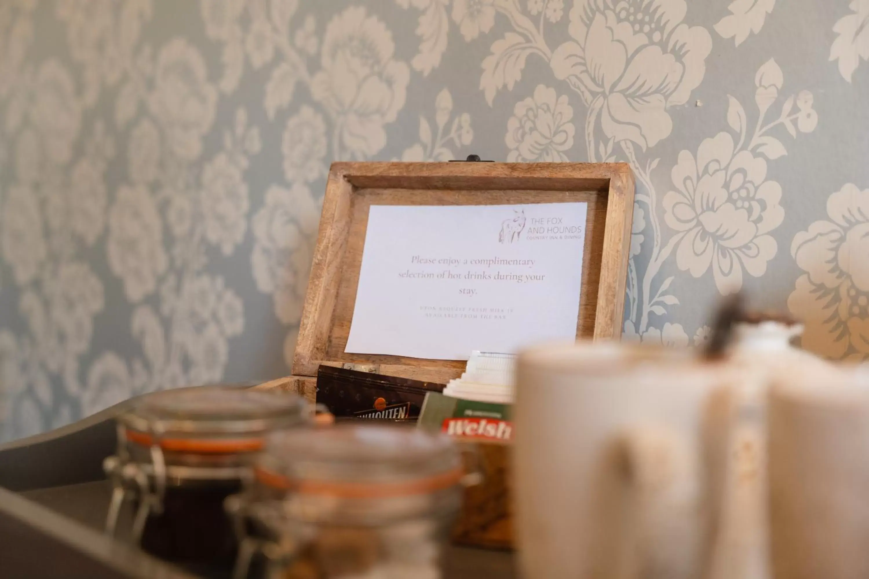 Coffee/tea facilities in Fox And Hounds Llancarfan