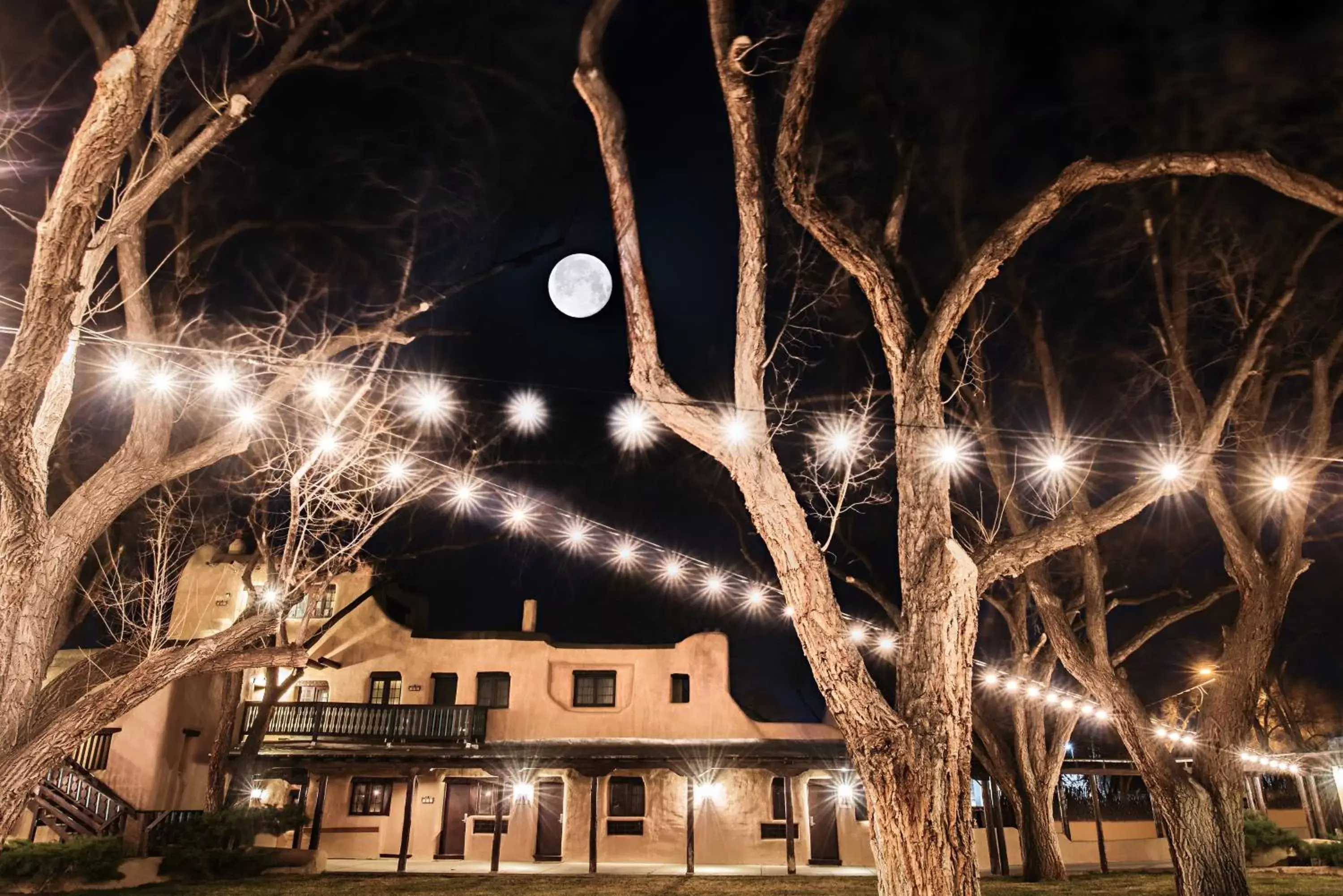 Facade/entrance in Sagebrush Inn & Suites Facade/entrance in Sagebrush Inn & Suites