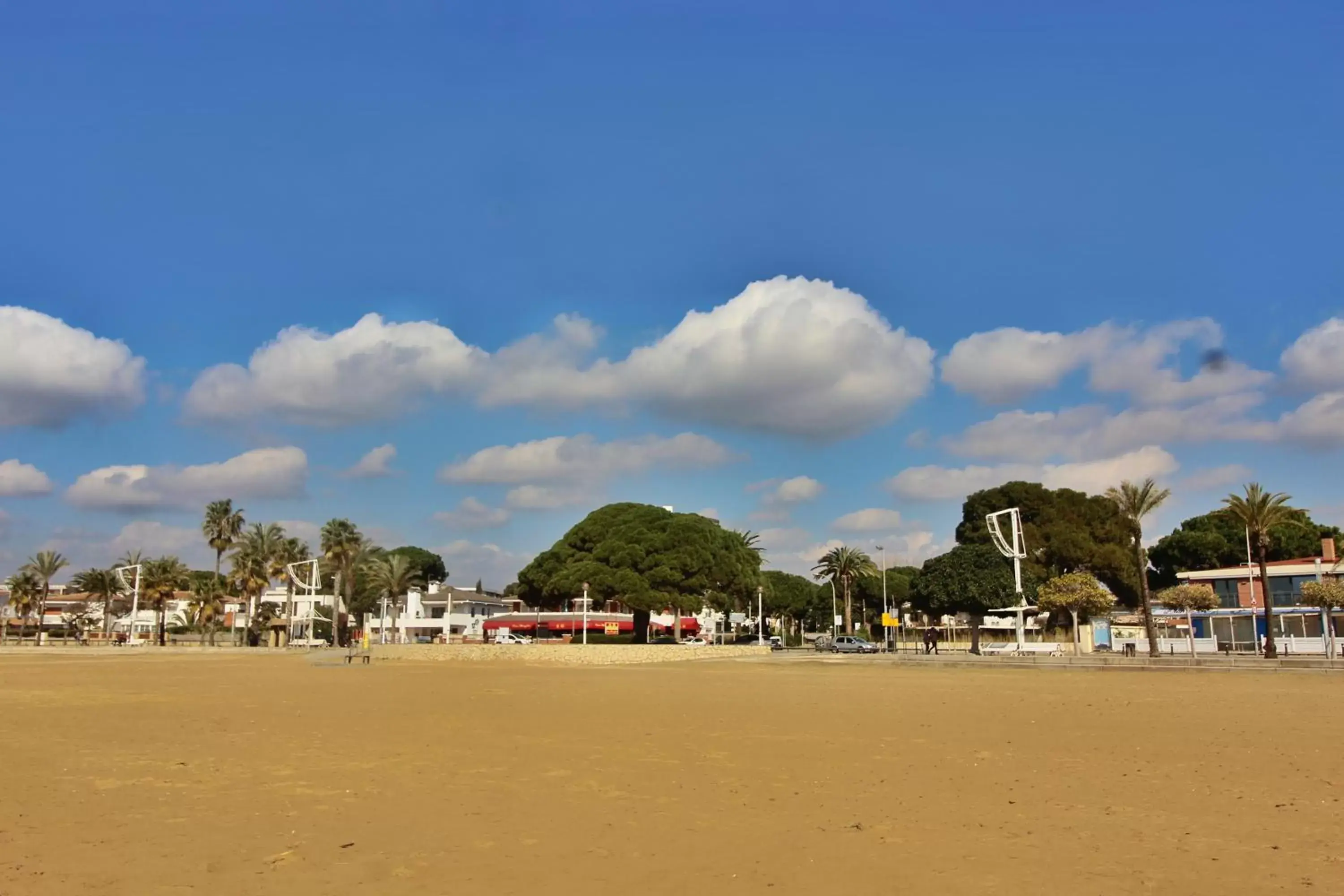 Beach in Agaró Cambrils Apartments