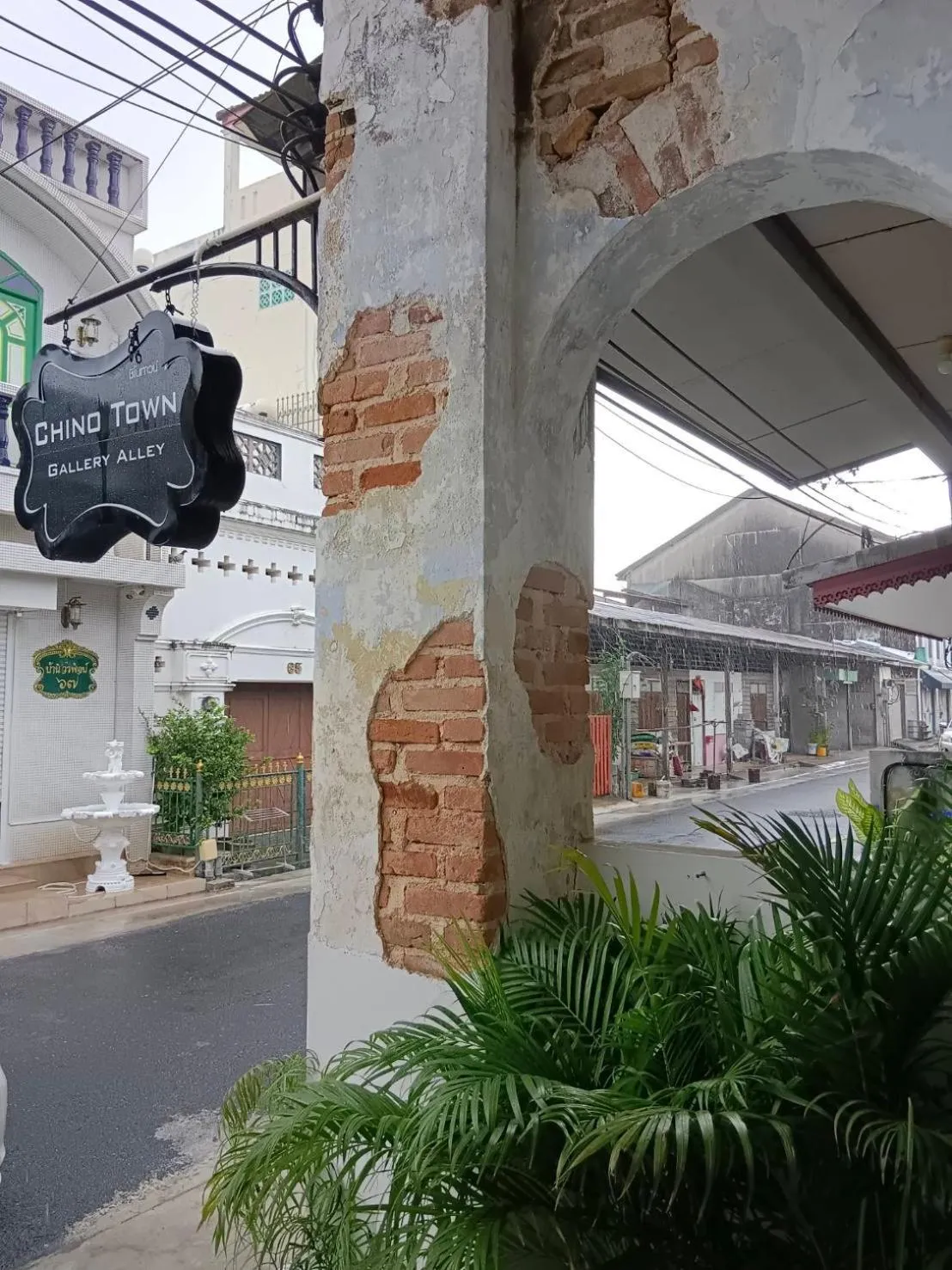 Property building in Chino Town Gallery Alley - SHA Plus