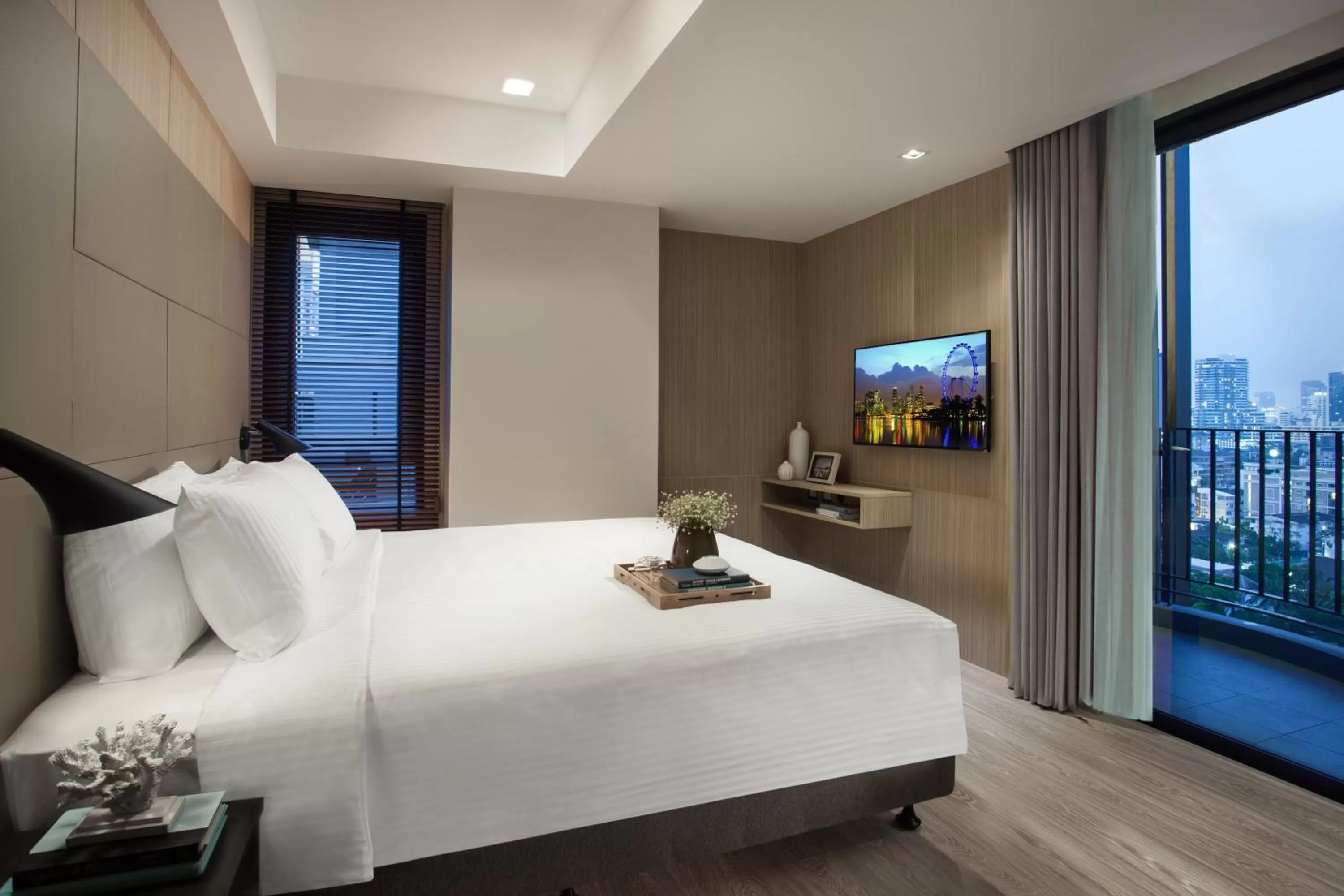 Bedroom, Bed in Somerset Ekamai Bangkok