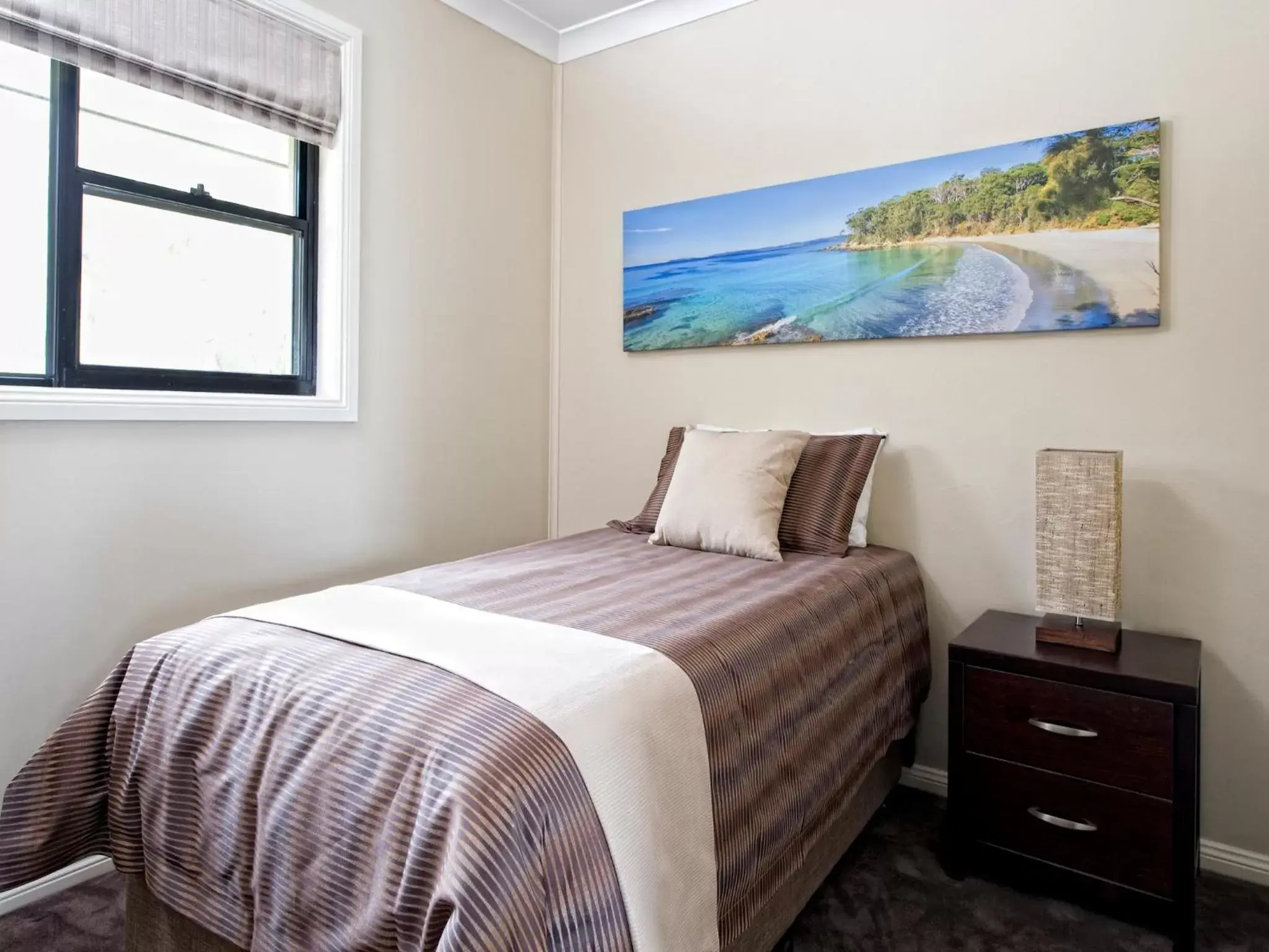 Bed in Dolphin Shores
