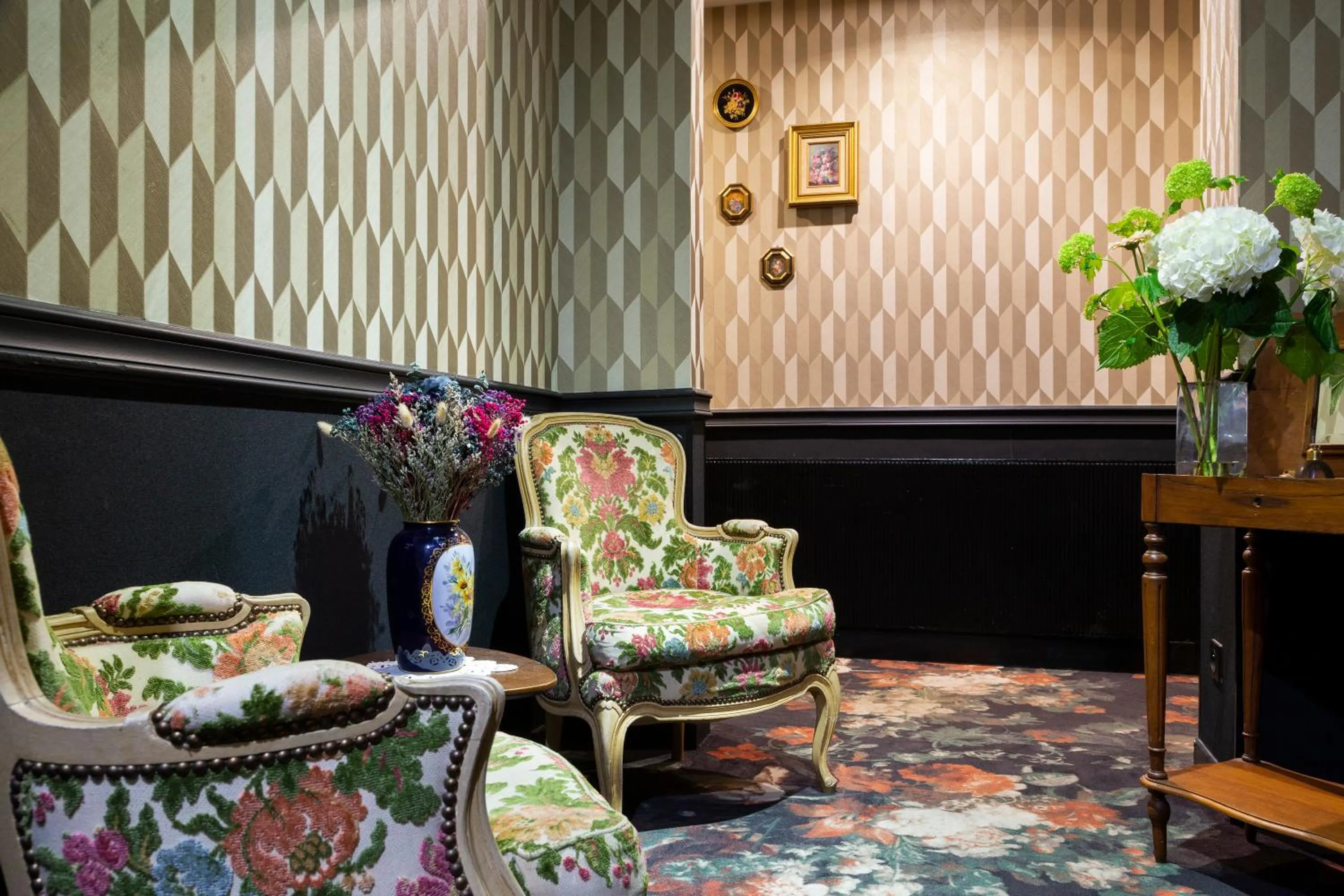 Decorative detail in Hôtel Edmond W Lyon Part-Dieu