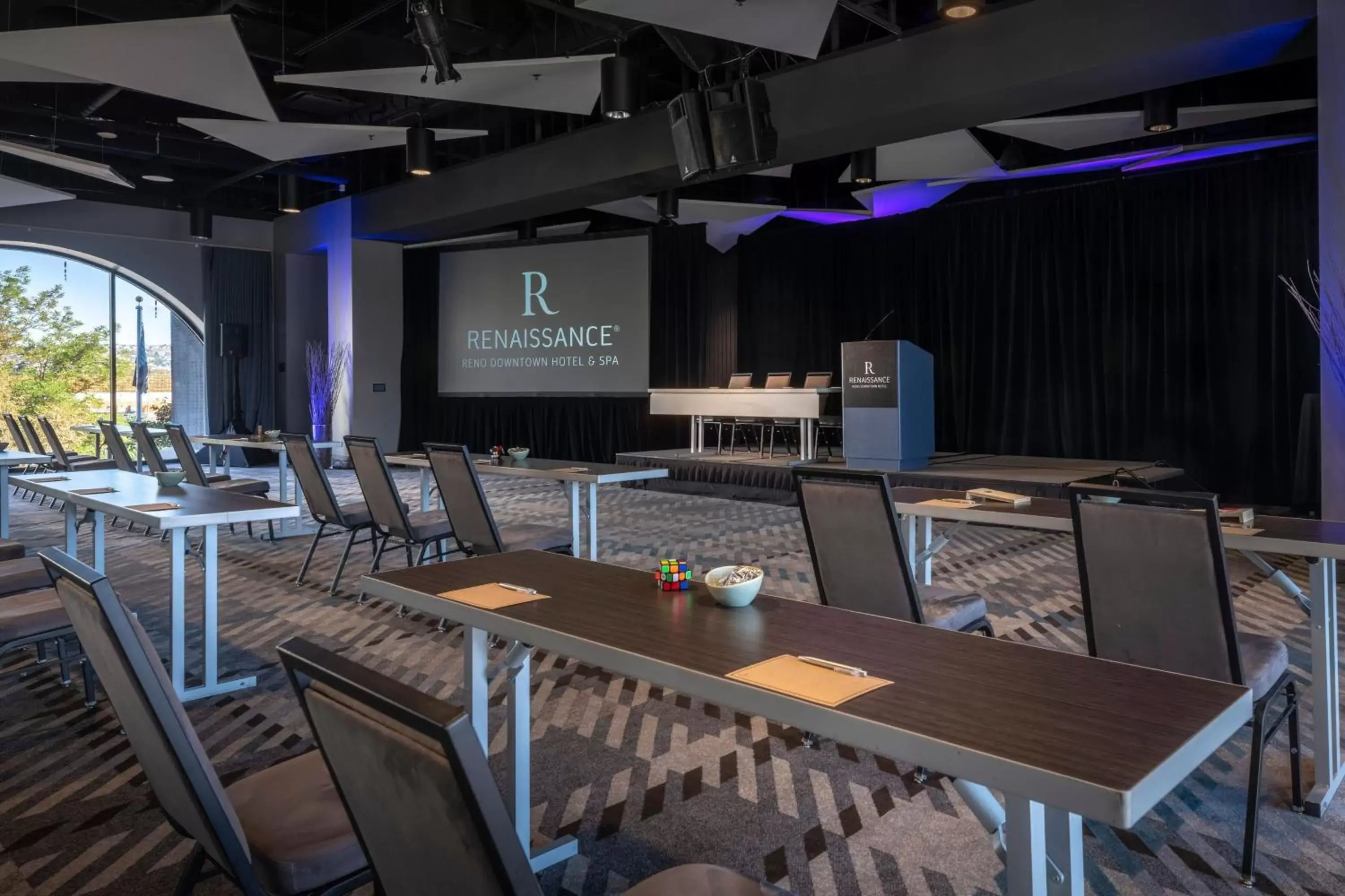 Meeting/conference room, Restaurant/Places to Eat in Renaissance Reno Downtown Hotel & Spa