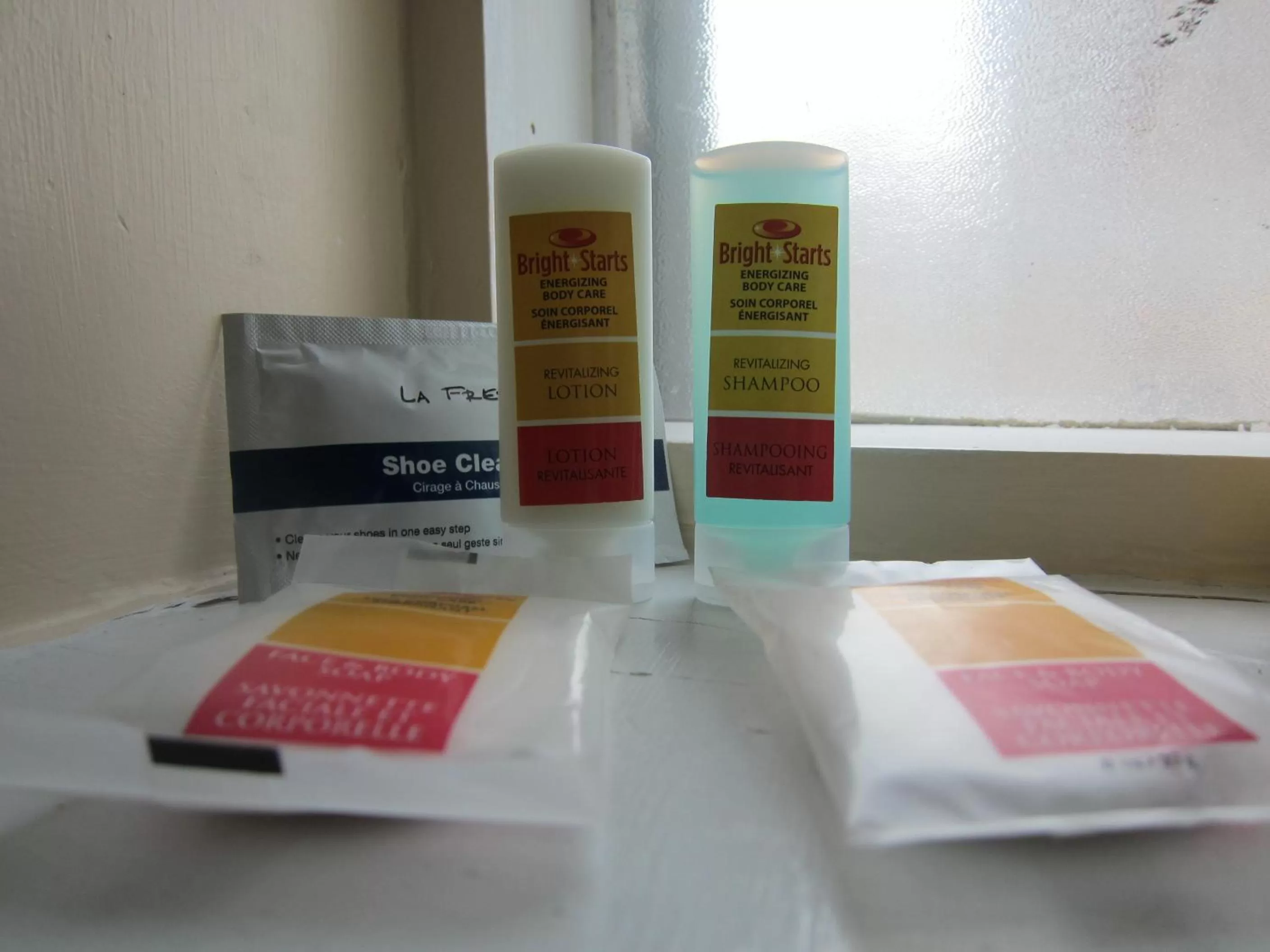 Standard Queen Room with Two Queen Beds - Non-Smoking in Econo Lodge Downtown