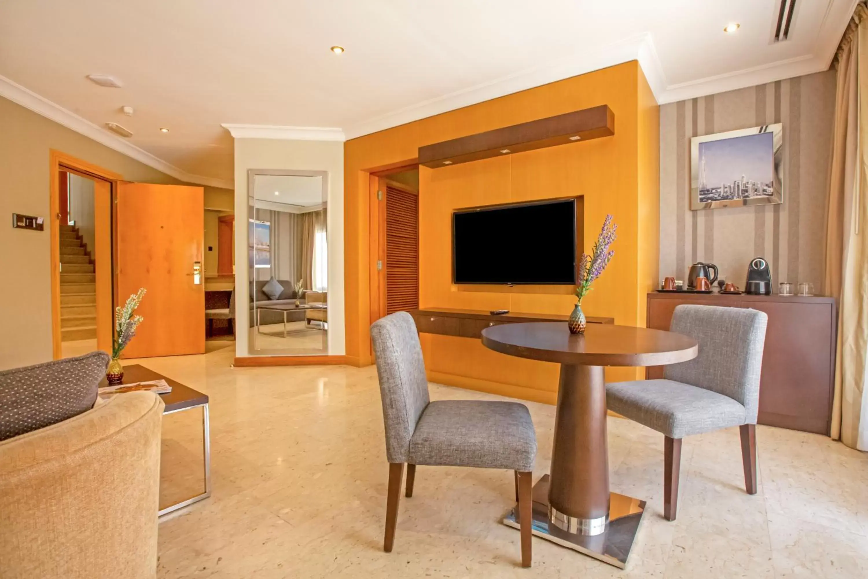 Communal lounge/ TV room, Seating Area in Dubai Marine Beach Resort & Spa