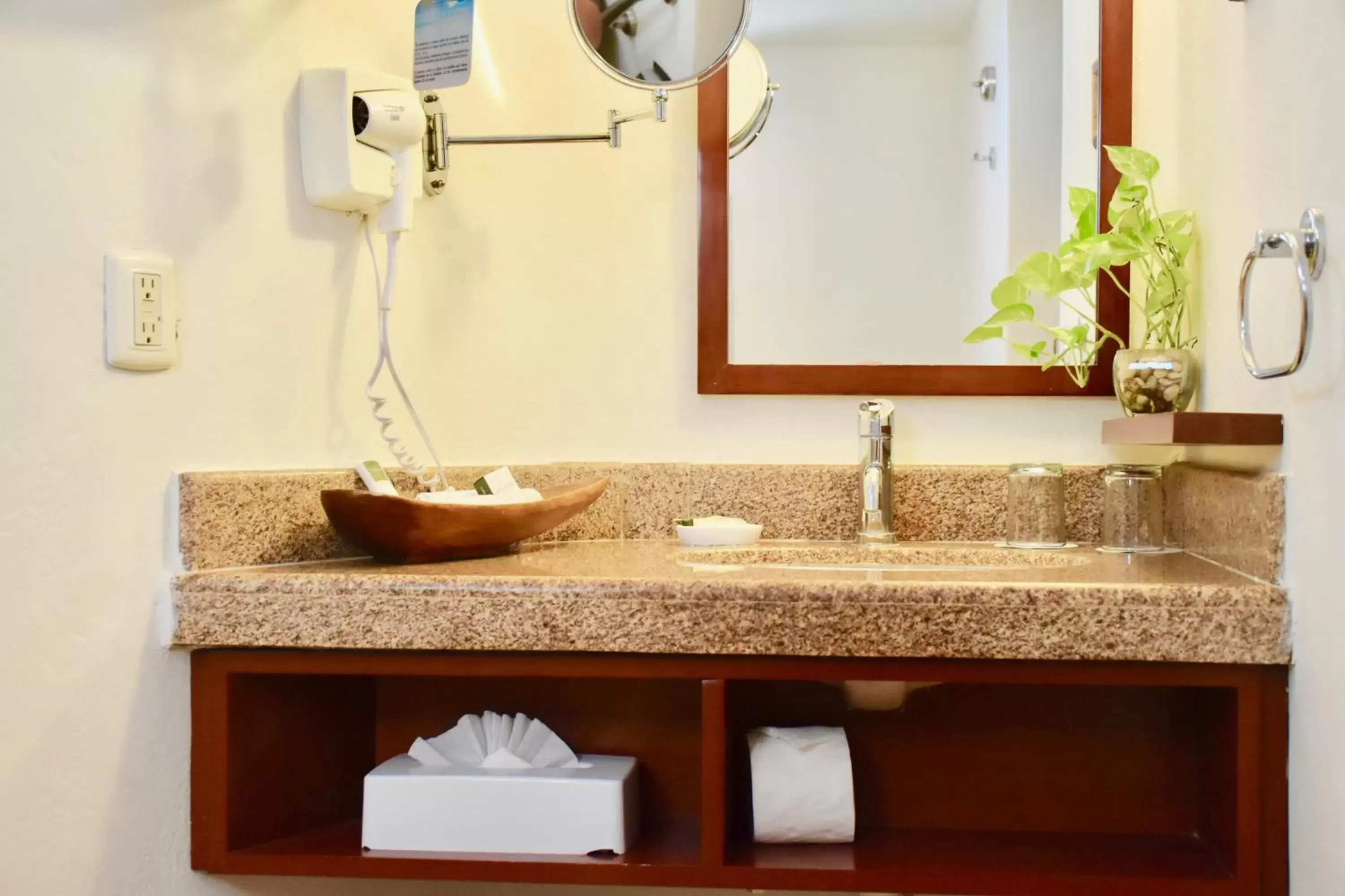 Bathroom in Playa Palms Beach Hotel