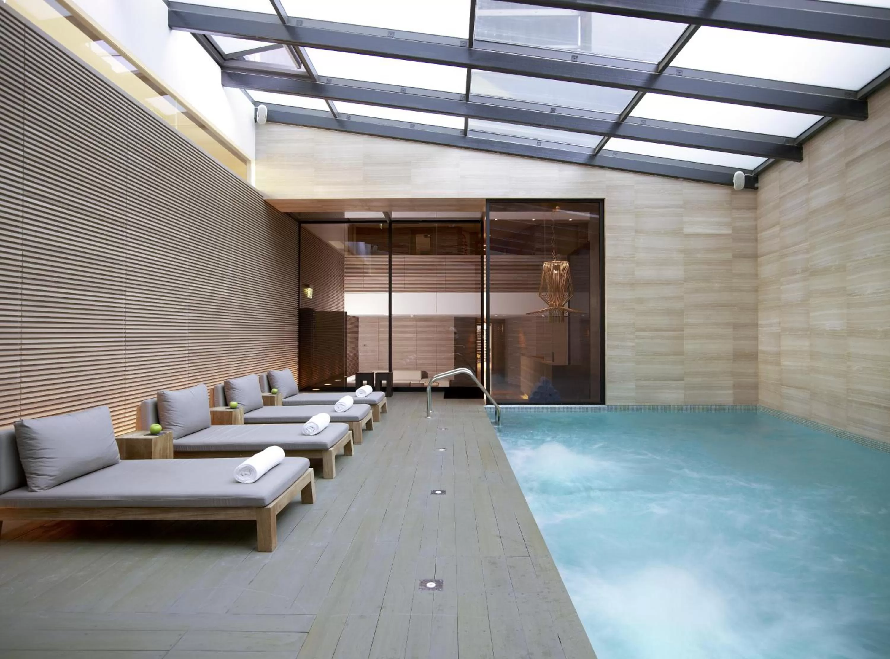 Swimming pool in The Met Hotel Thessaloniki, a Member of Design Hotels