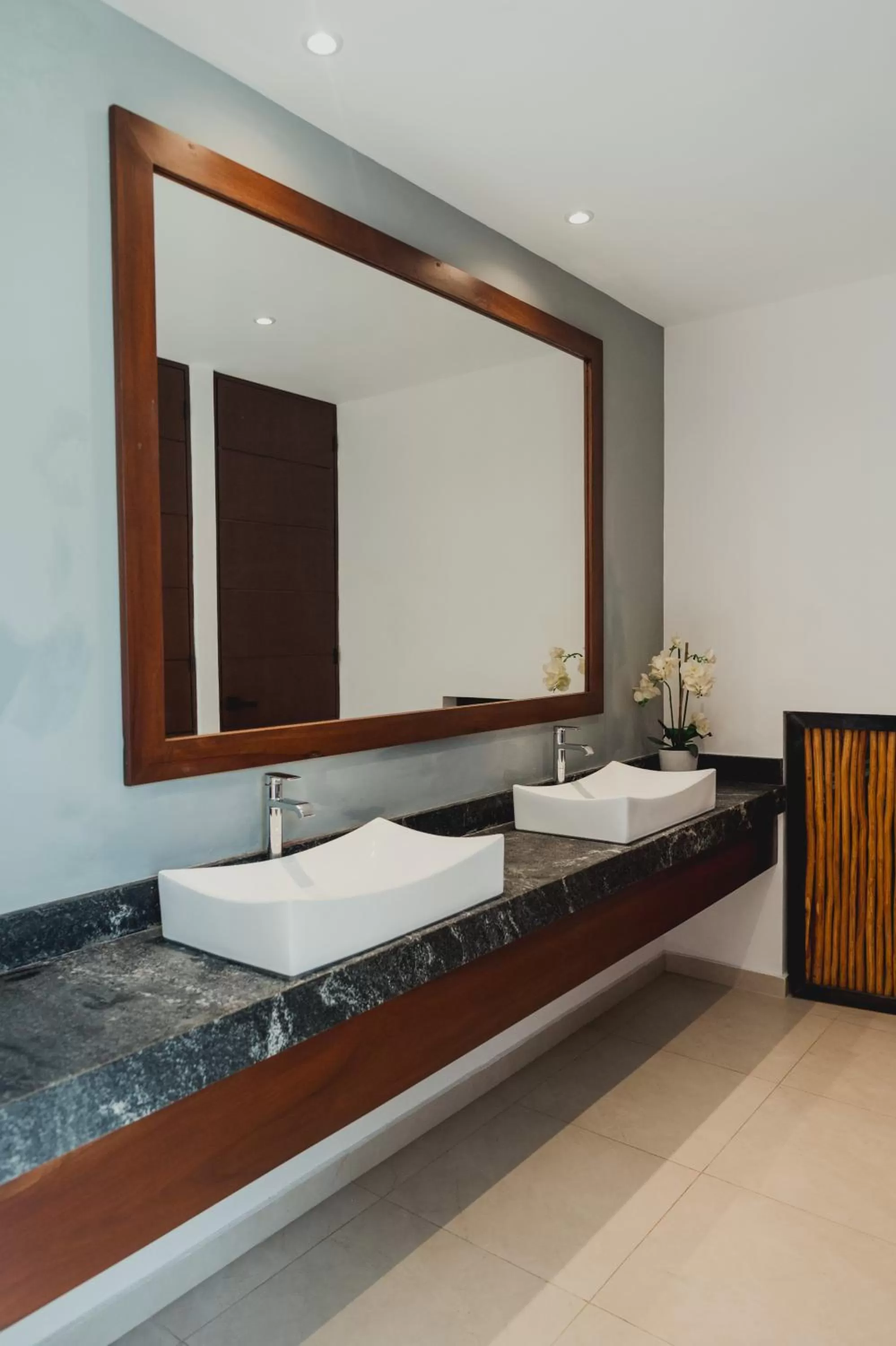 Bathroom in Ah Xok Suites