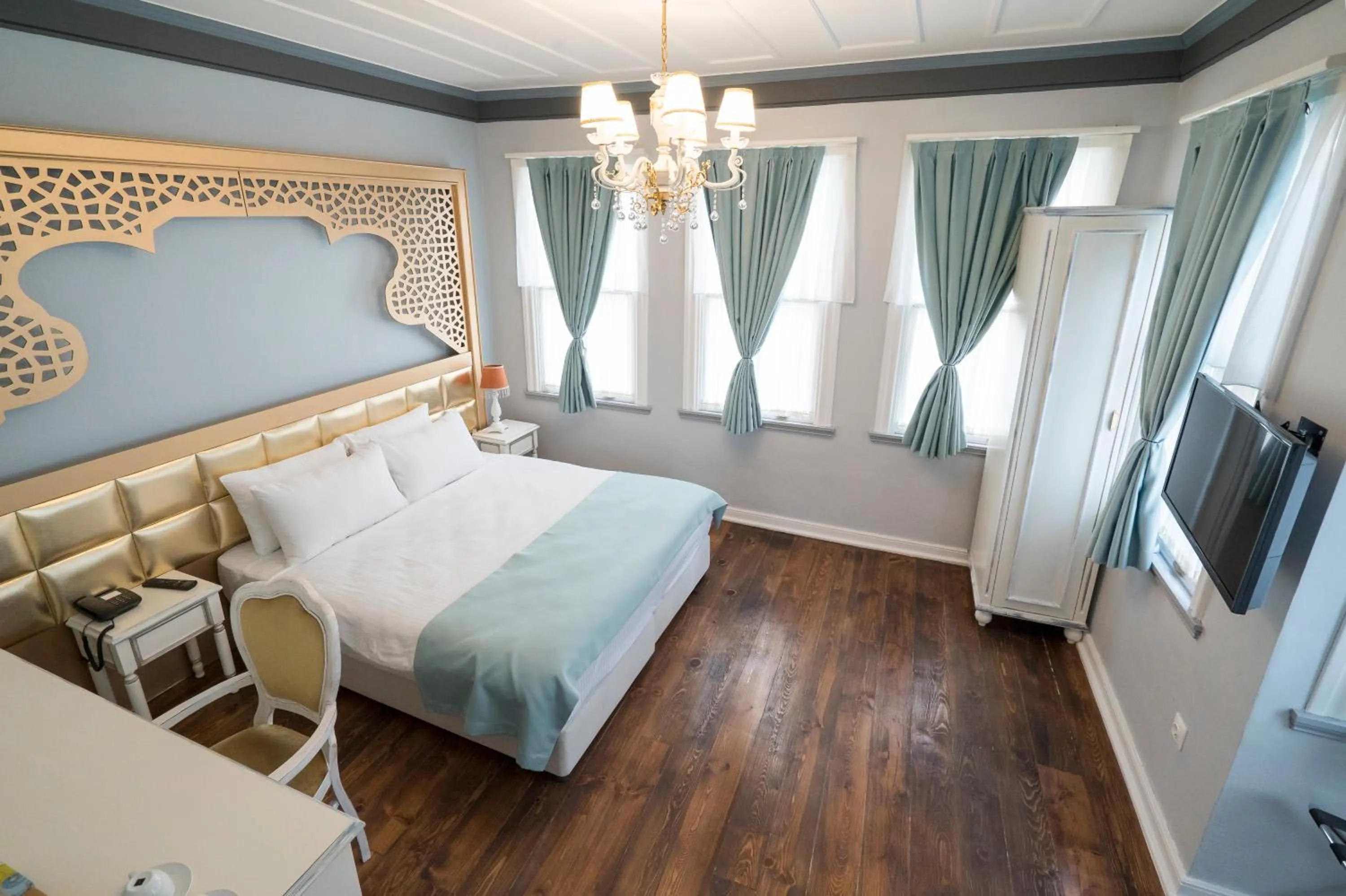 Bedroom in Best Pasaport Pier Otel Kadıköy