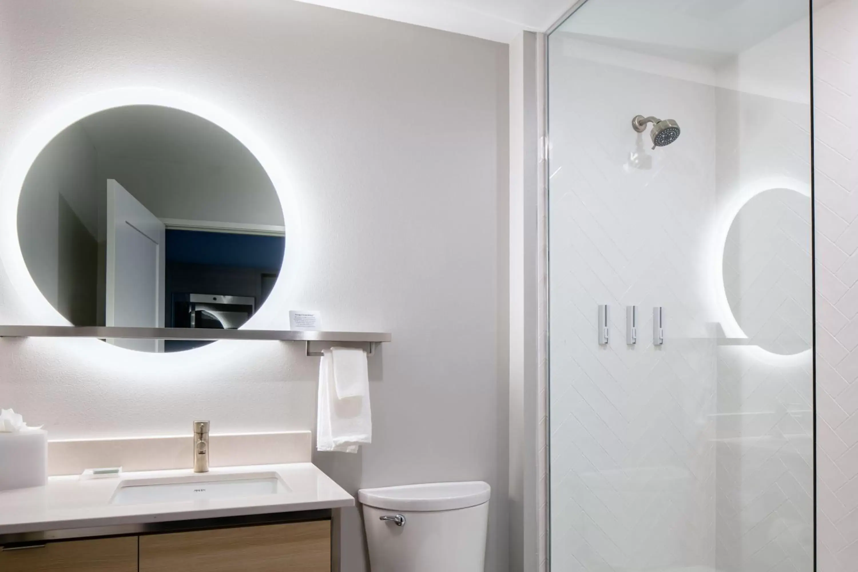 Bathroom in TownePlace Suites by Marriott Madison West, Middleton